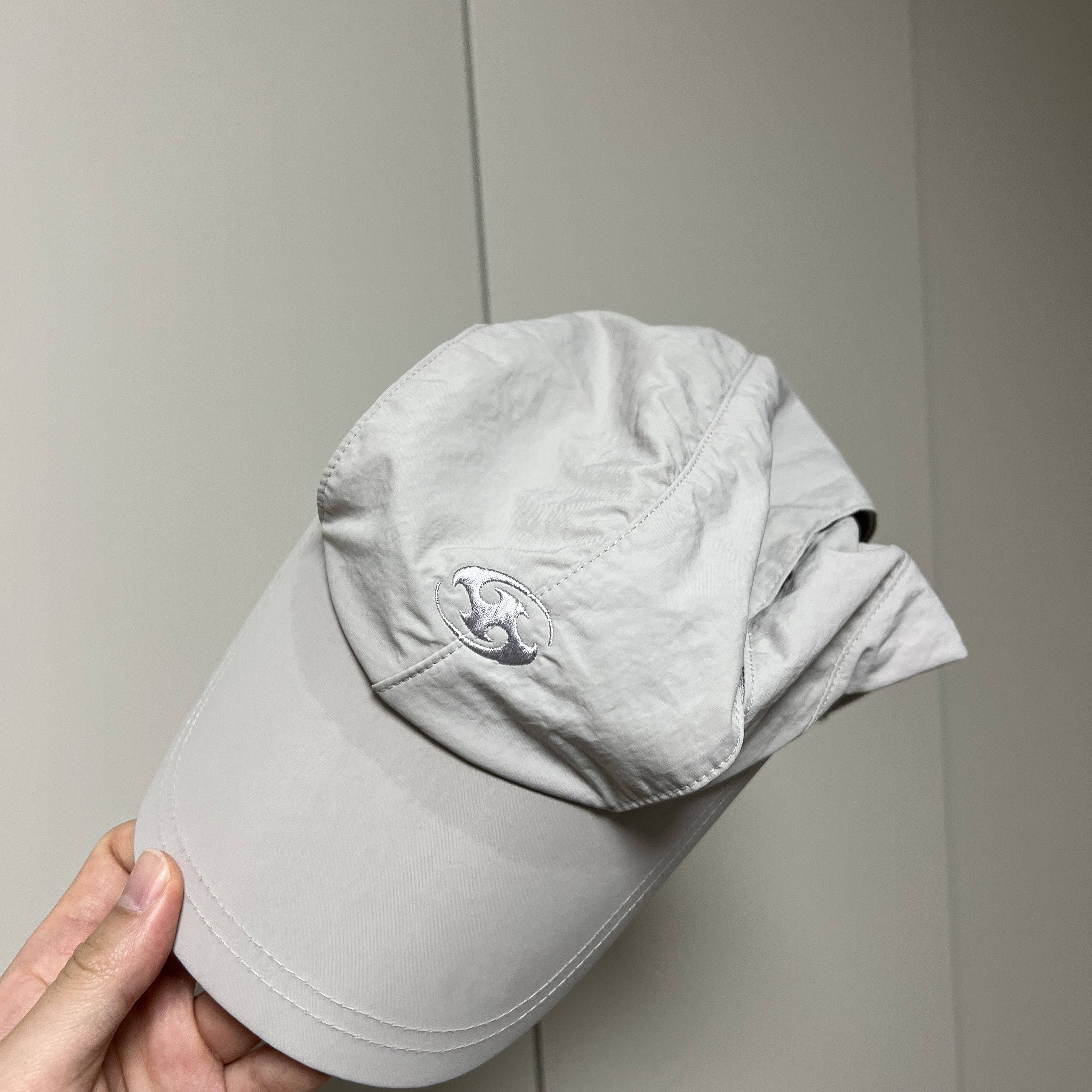 Sansan Gear Wing Cap Grey - 23SS 착용 스타일