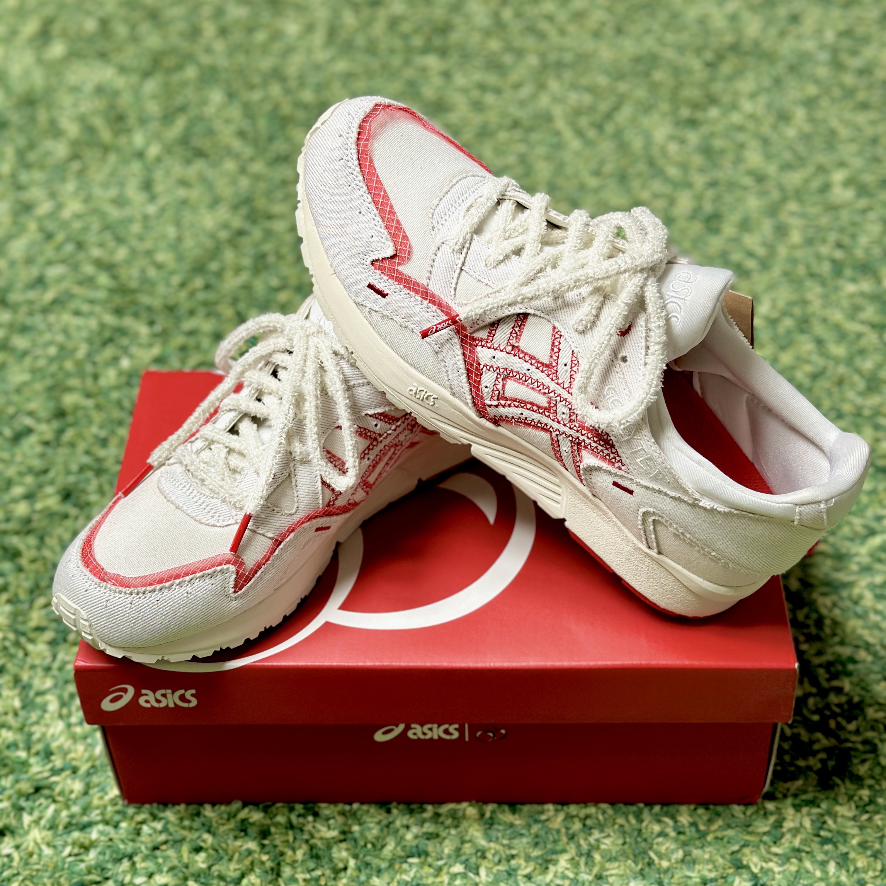 Asics x Kirsh Gel-Lyte V Cream Fiery Red 착용 스타일