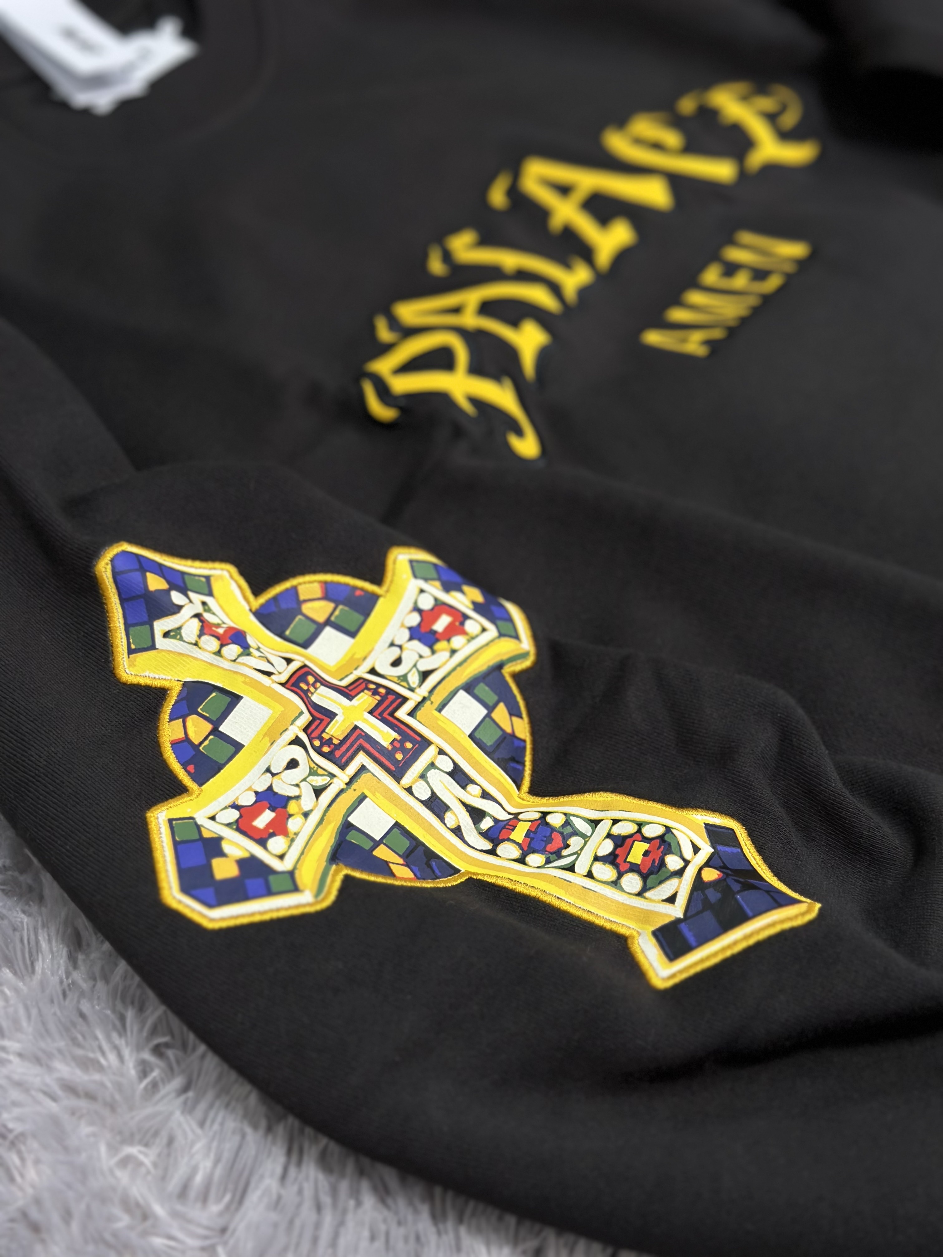 Palace Saints Crew Black - 24SS 착용 스타일 - 2