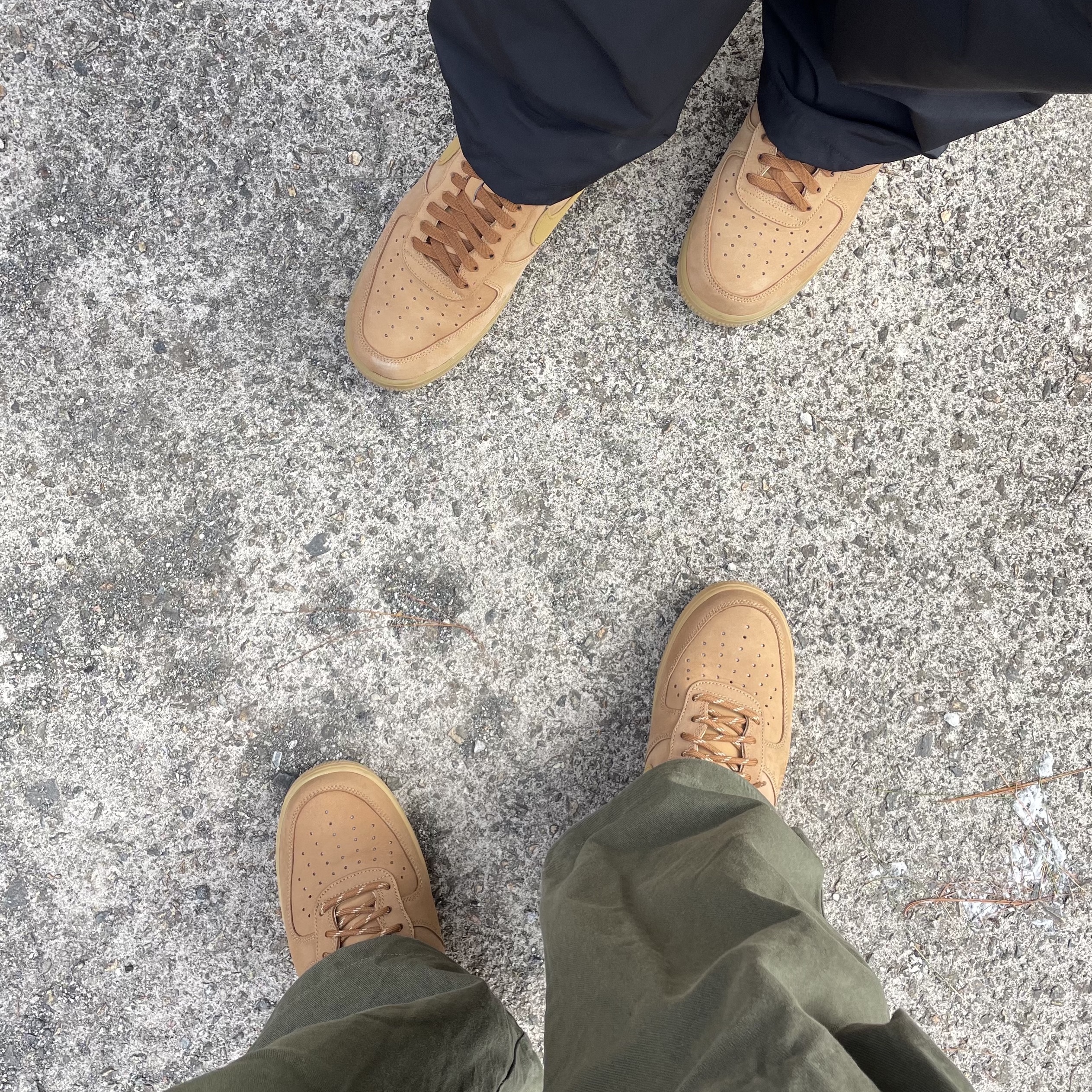 Nike Air Force 1 '07 WB Flax 착용 스타일