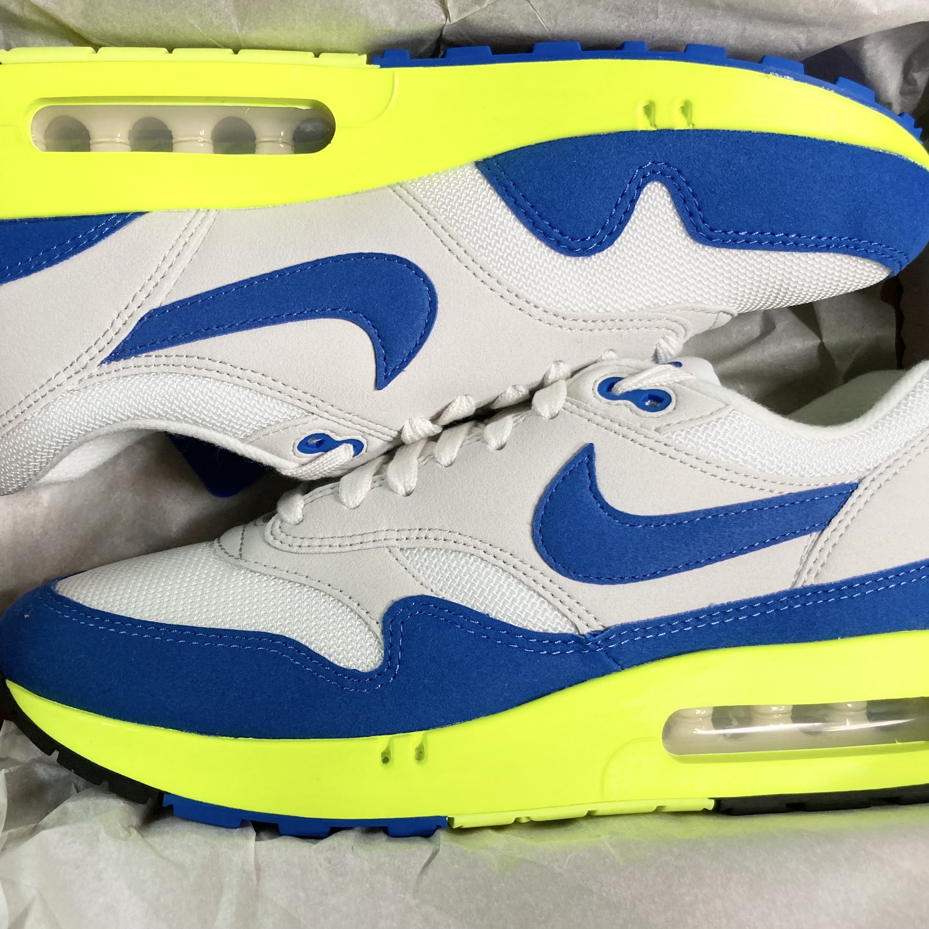 Nike Air Max 1 '86 OG Royal Volt 착용 스타일