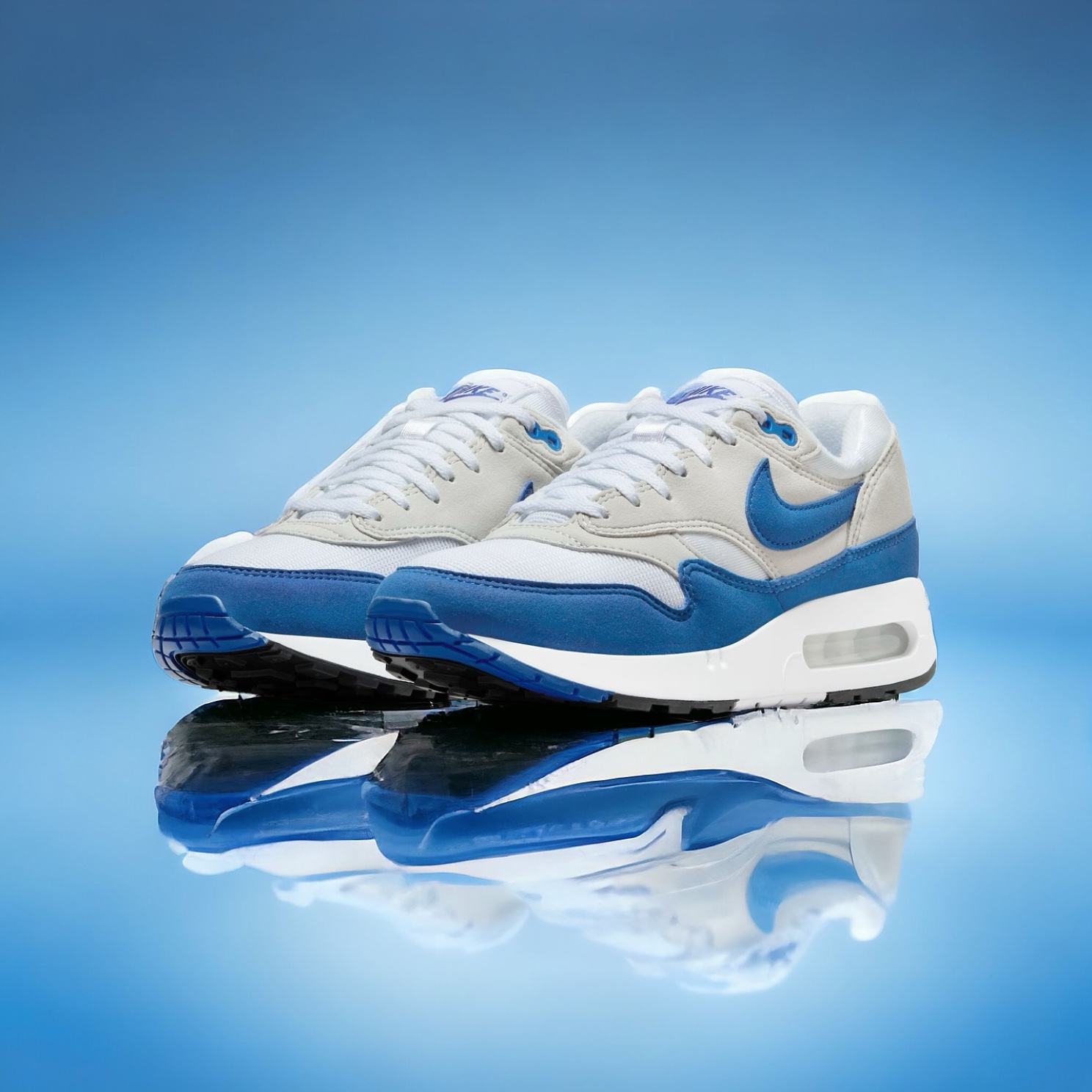 Nike Air Max Dn Black Light Crimson, (W) Nike Air Max 1 '86 OG Royal Blue 착용 스타일 - 5