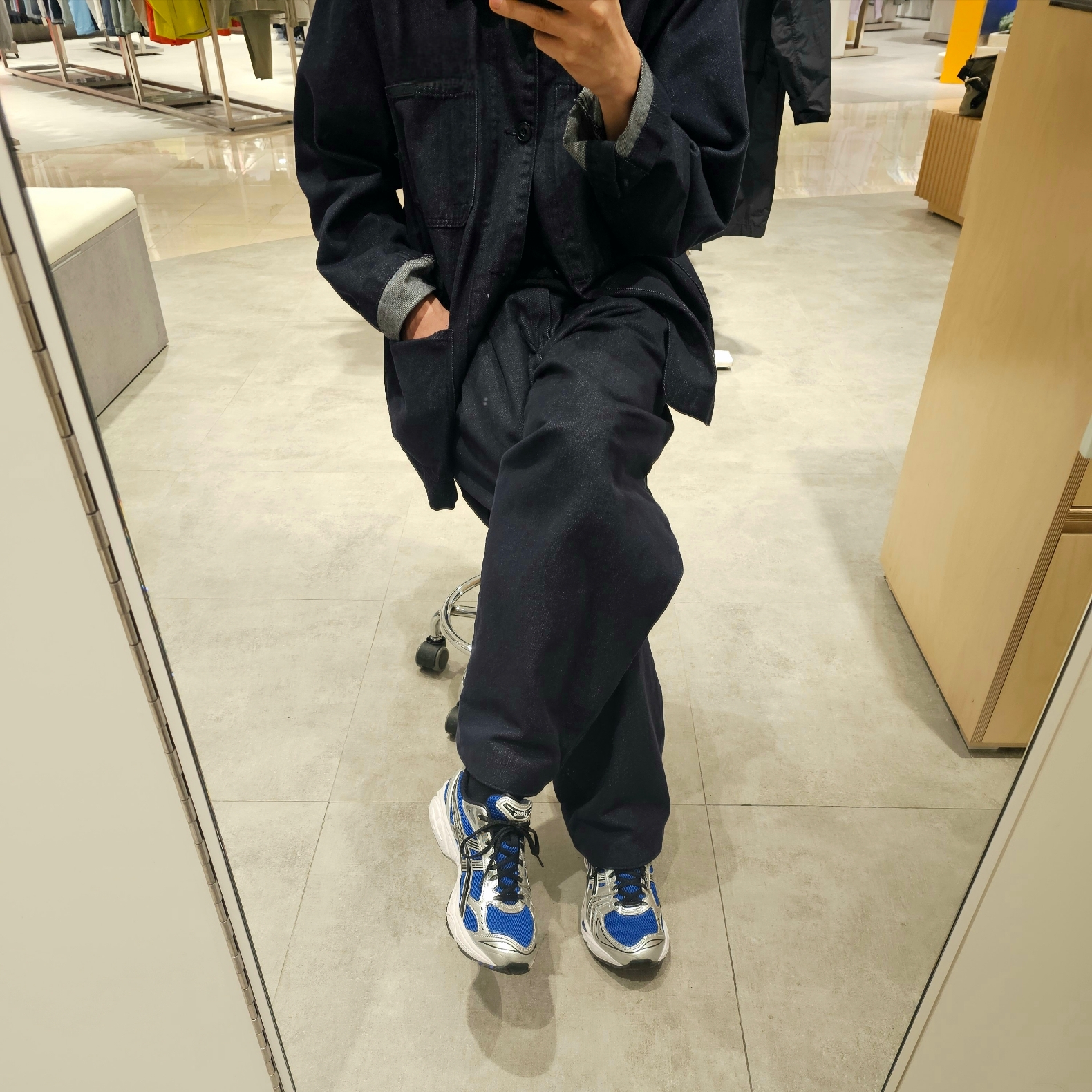 Asics Gel-Kayano 14 Monaco Blue Black 착용 스타일