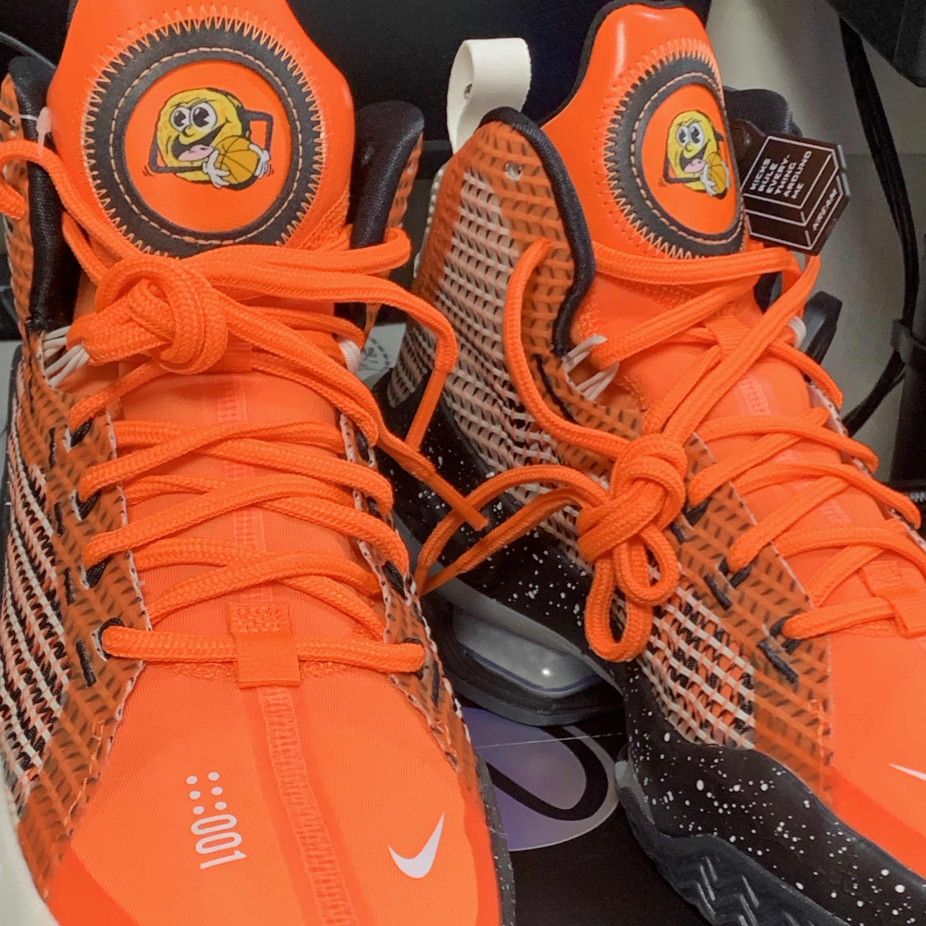 Nike Air Zoom GT Jump Total Orange 착용 스타일