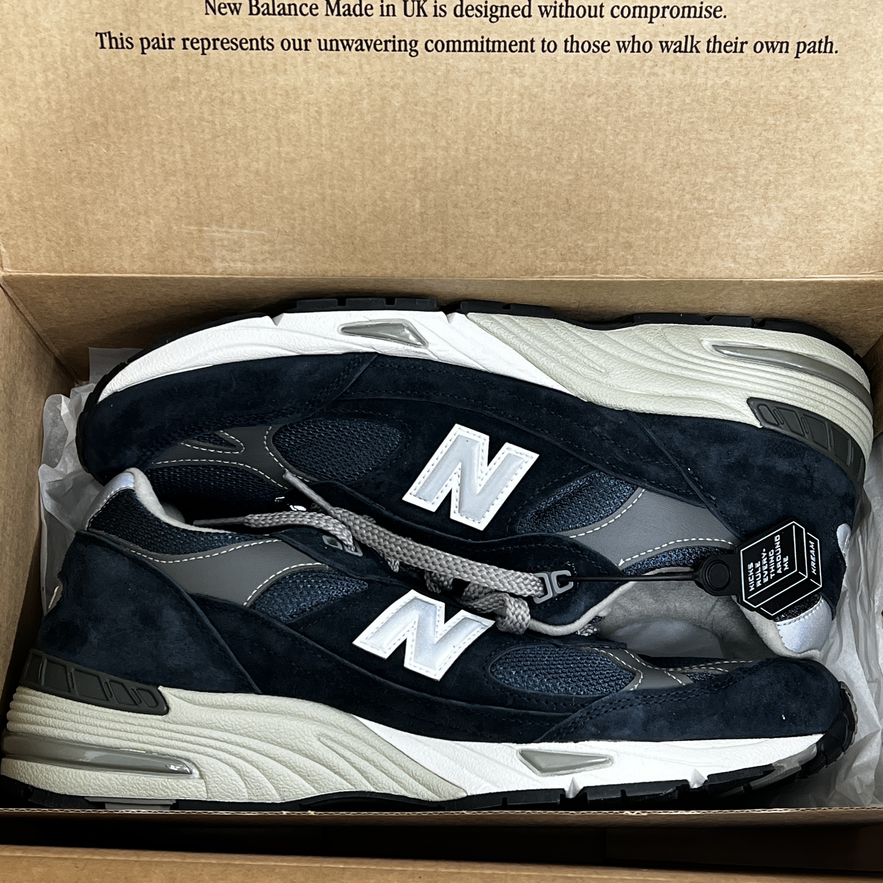 New Balance 991 Made in UK Navy 착용 스타일
