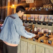 KREAM 프로필 이미지