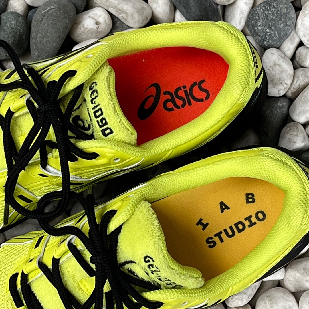 Asics x IAB Studio Gel-1090 Lime 착용 스타일 - 2