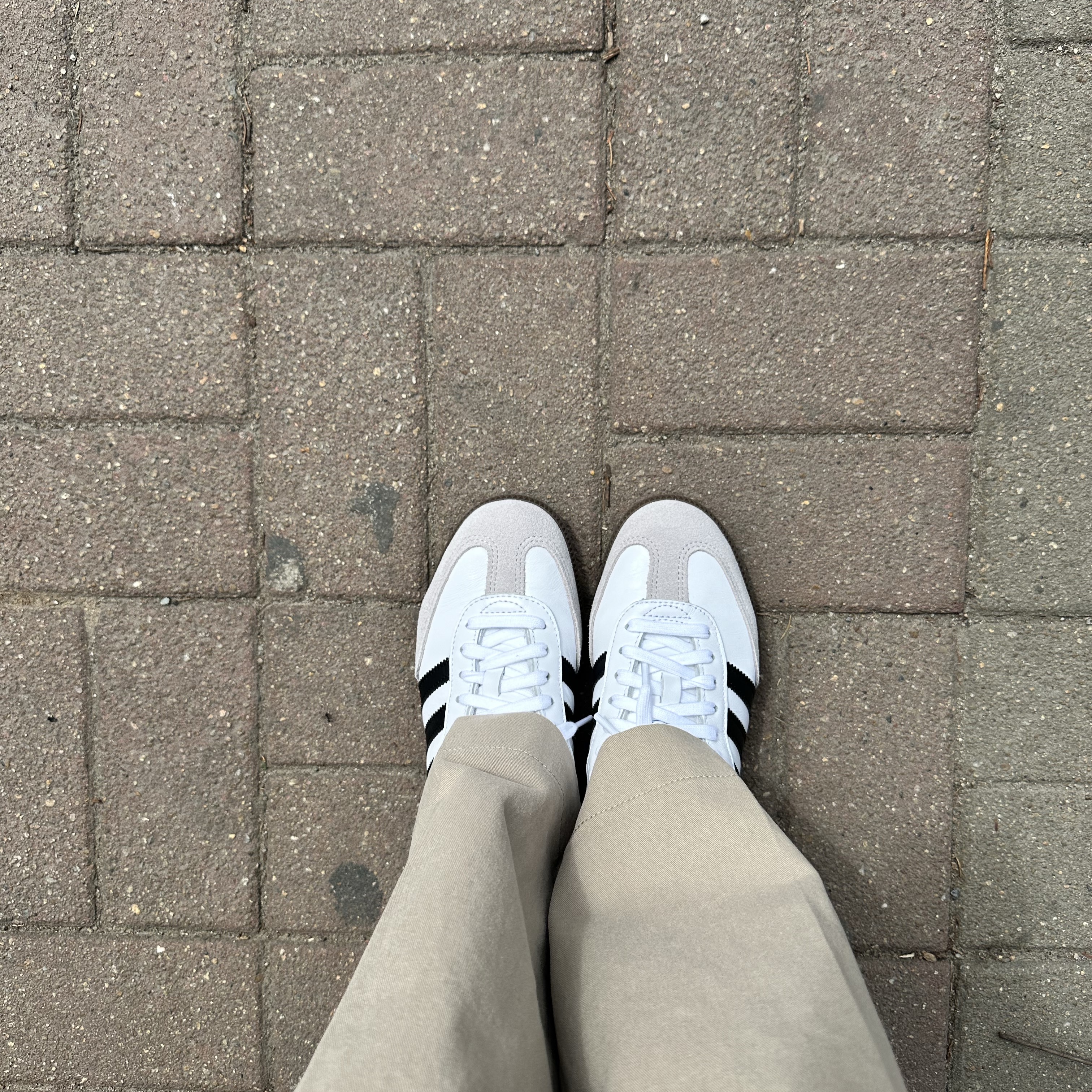 Adidas Samba OG Cloud White 착용 스타일