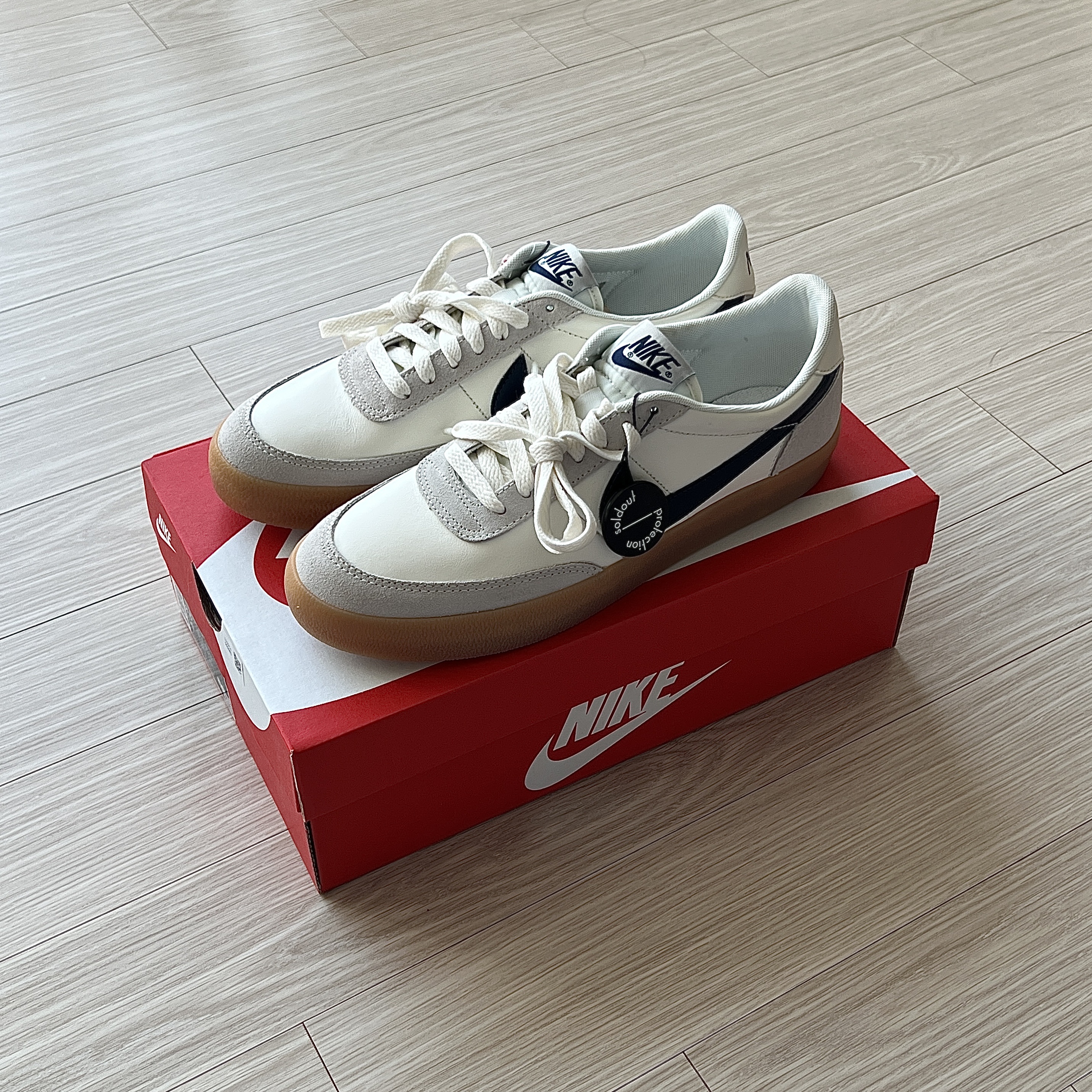 Nike x J.Crew Killshot 2 Sail Midnight Navy 착용 스타일