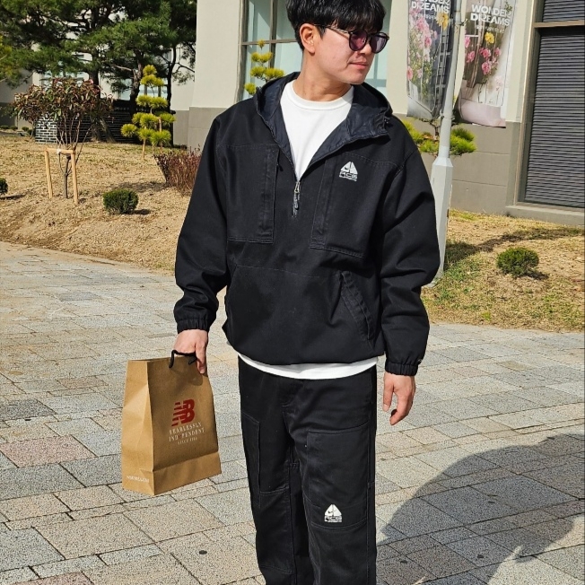 Supreme x Nike ACG Denim Pullover Black - 22FW, Supreme x Nike ACG Belted Denim Pants Black - 22FW 착용 스타일 - 1