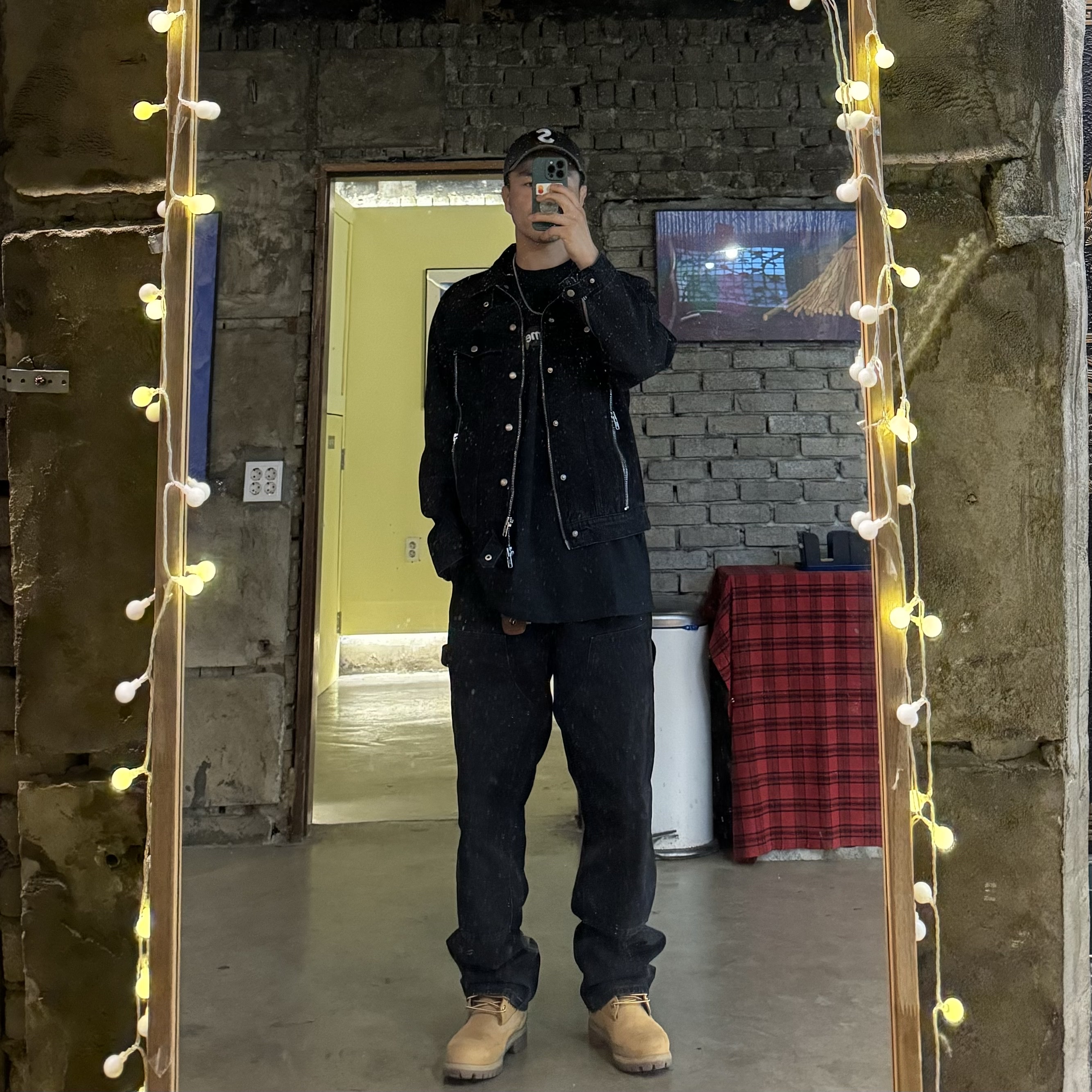 Supreme Box Logo T-Shirt Black - 23FW 착용 스타일 - 2