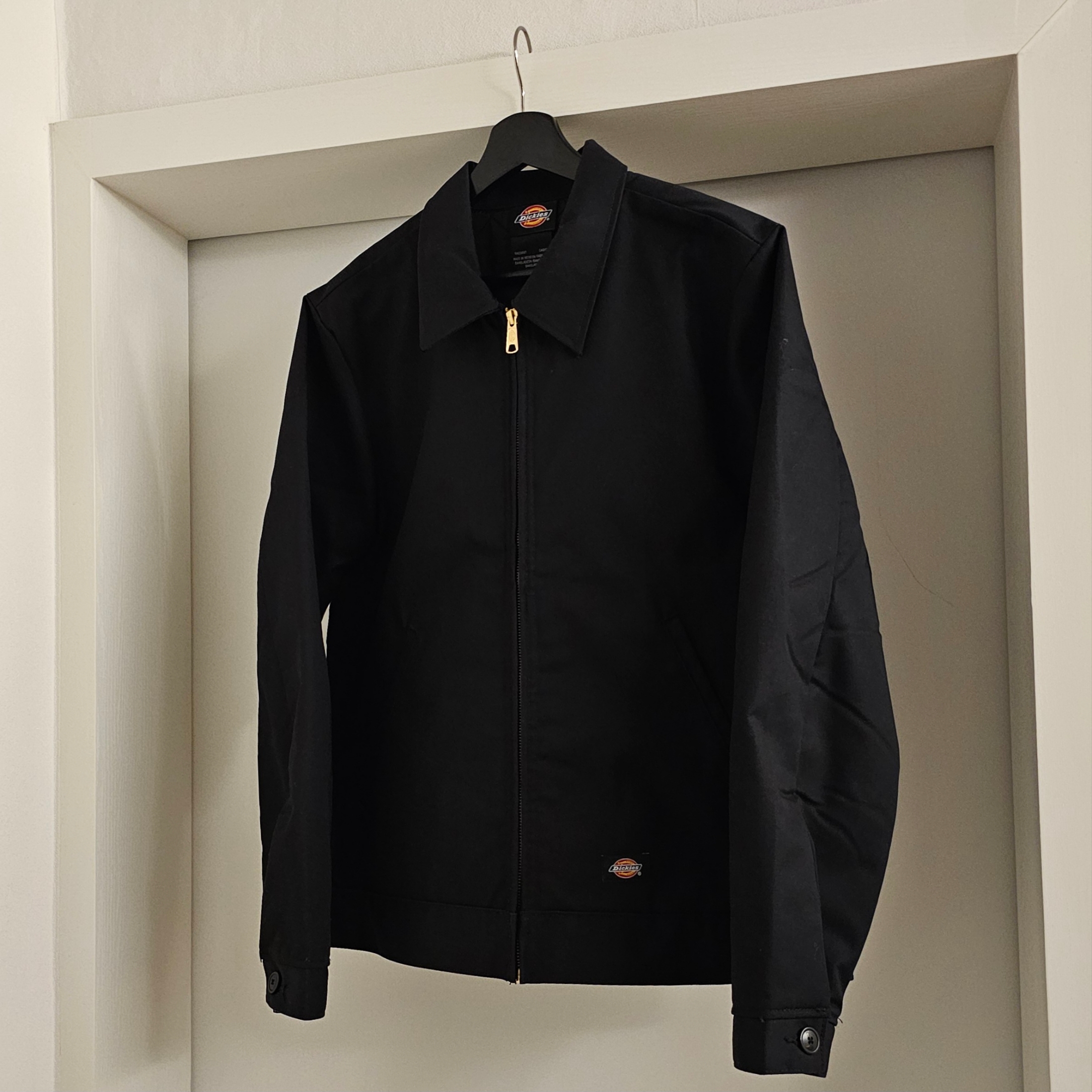 Dickies Insulated Eisenhower Jacket Regular Black 착용 스타일