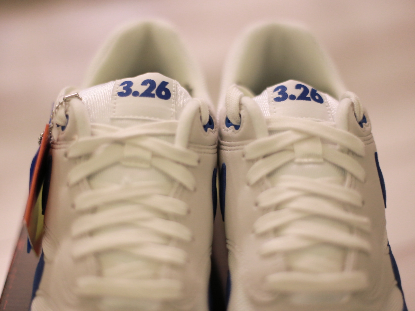 Nike Air Max 1 '86 OG Royal Volt 착용 스타일 - 7