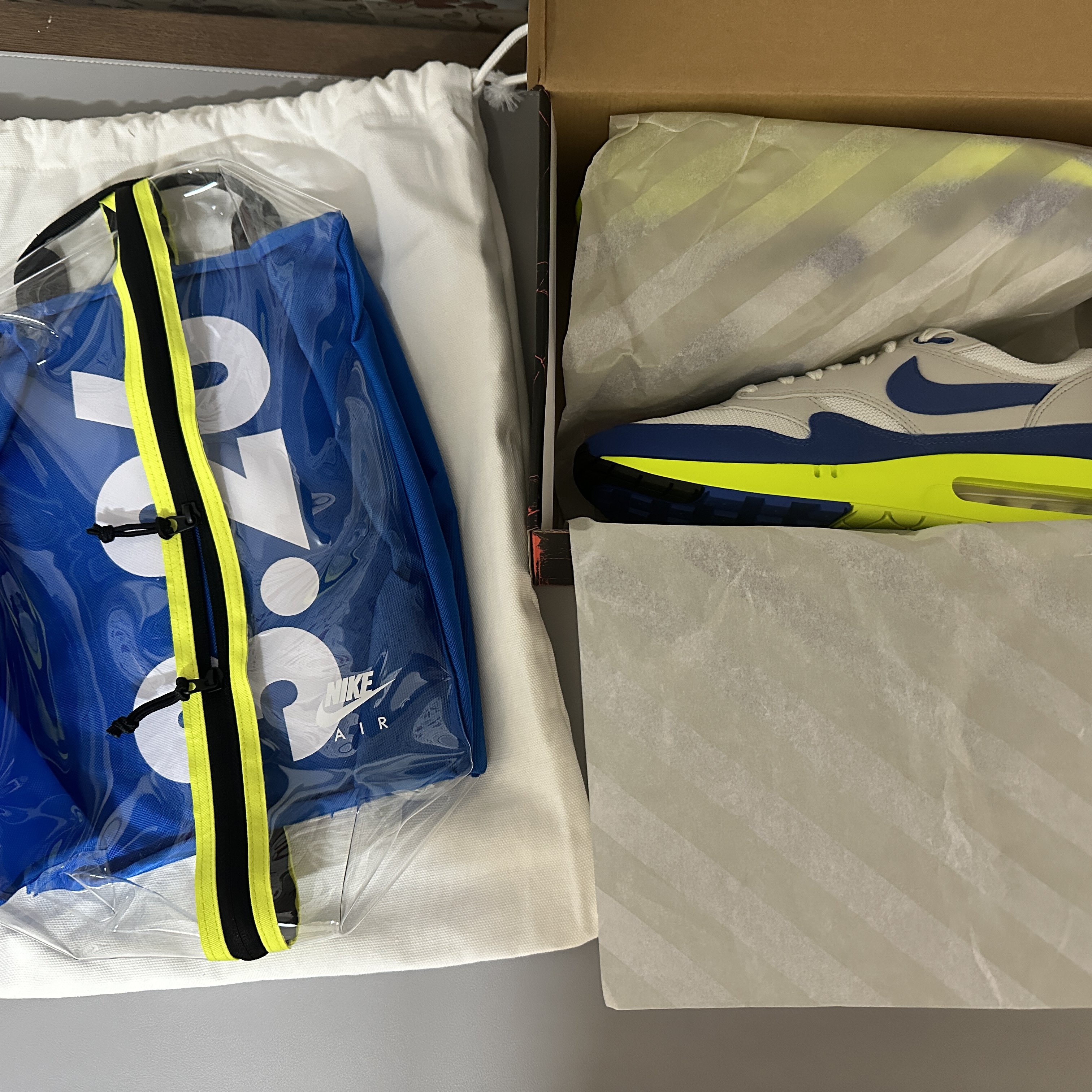Nike Air Max 1 '86 OG Royal Volt 착용 스타일