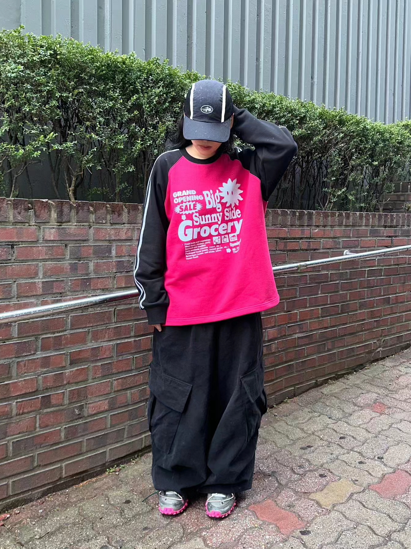 (W) Nike x Off-White Waffle Racer Black 착용 스타일 - 1