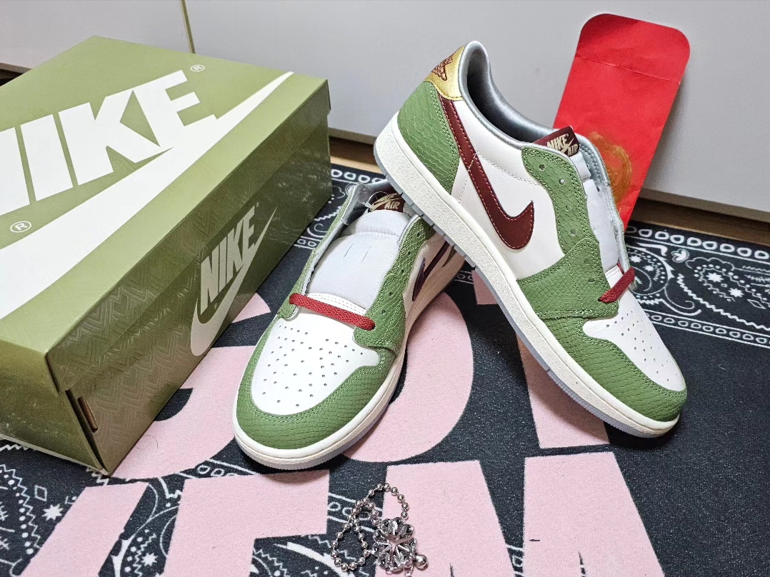 Jordan 1 Retro Low OG Chinese New Year 착용 스타일 - 1