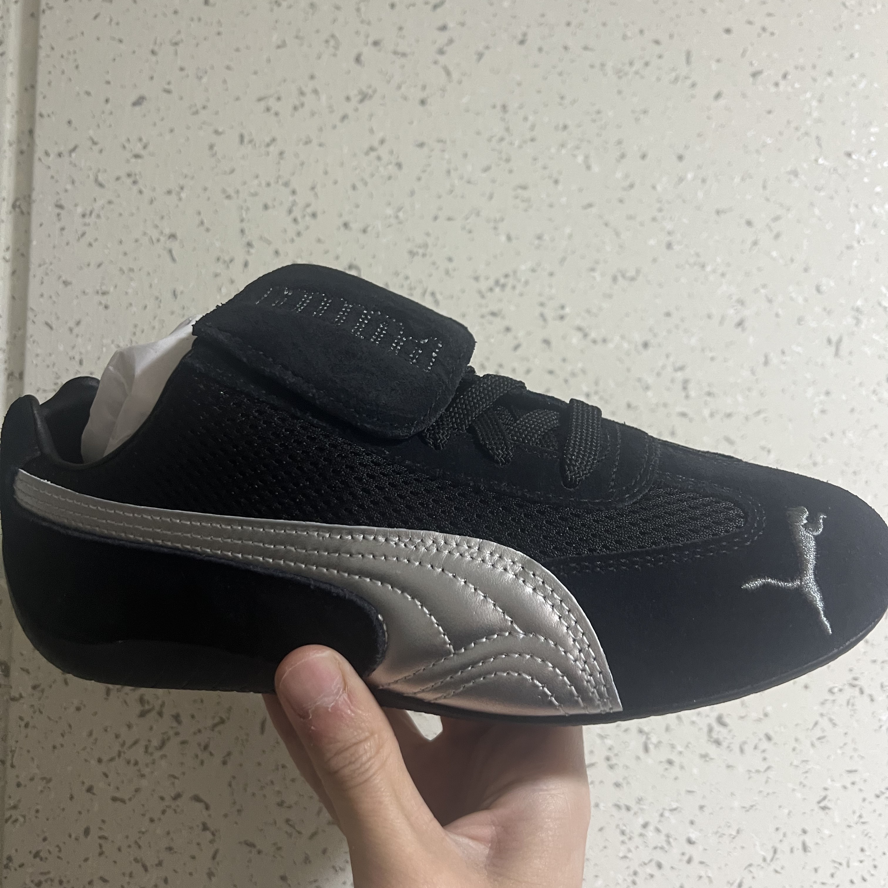Puma x Open Yy Speedcat Black Shadow Gray 착용 스타일 - 1