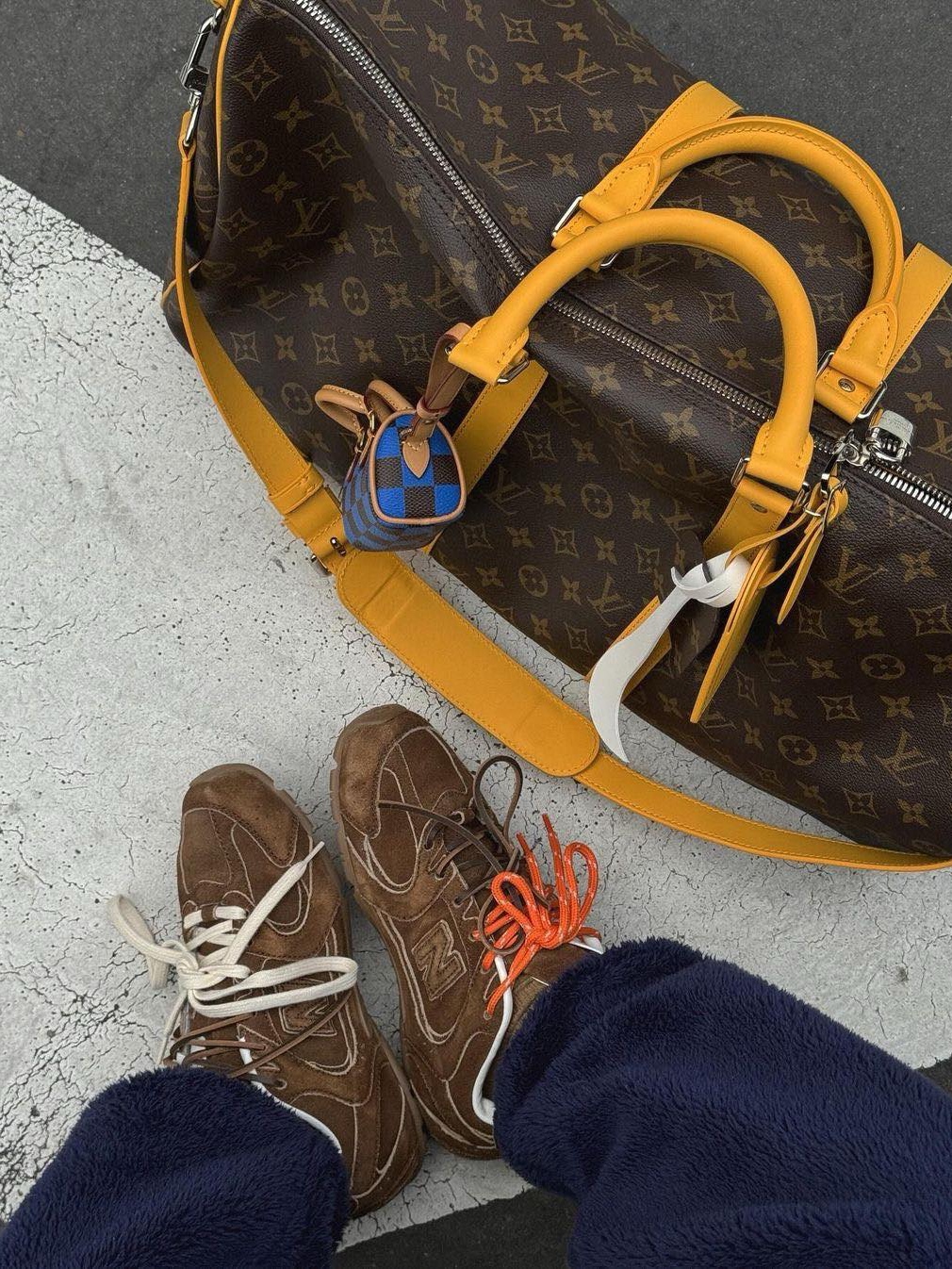 (W) New Balance x Miu Miu 530 Suede Mesh Sneakers Ecru, (W) New Balance x Miu Miu 530 Suede Mesh Sneakers Cinnamon 착용 스타일 - 6