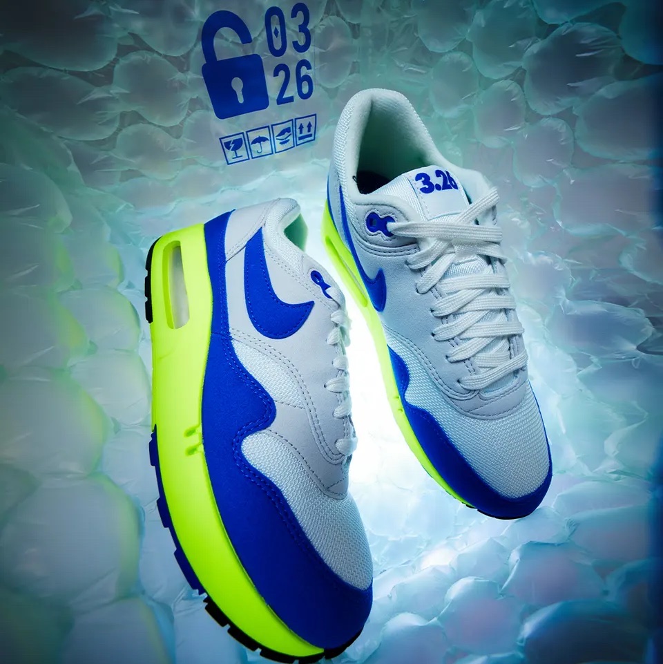 Nike Air Max Dn Black Light Crimson, (W) Nike Air Max 1 '86 OG Royal Blue 착용 스타일 - 6
