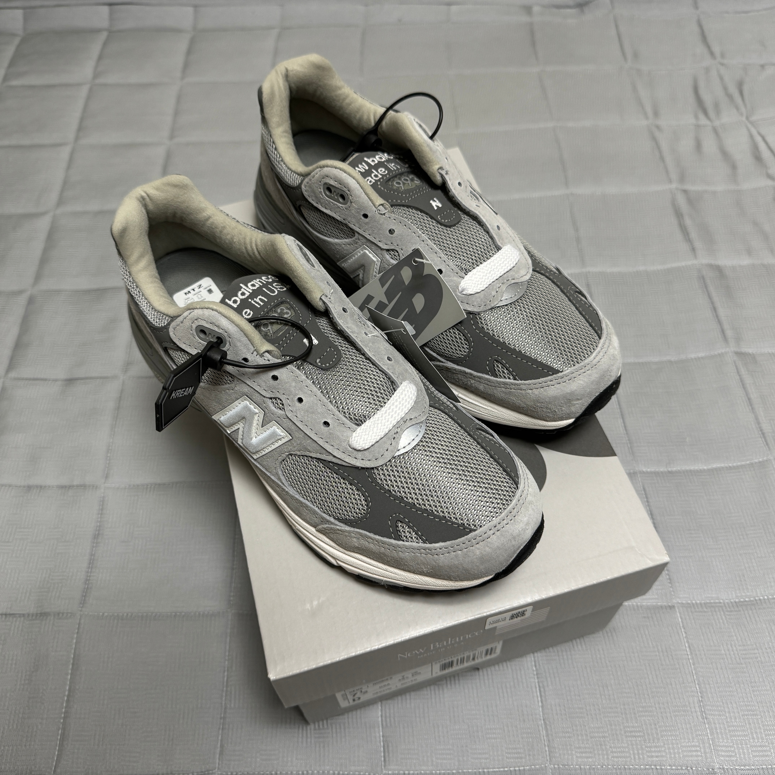 New Balance 993 Made in USA Grey - D Standard 착용 스타일 - 1