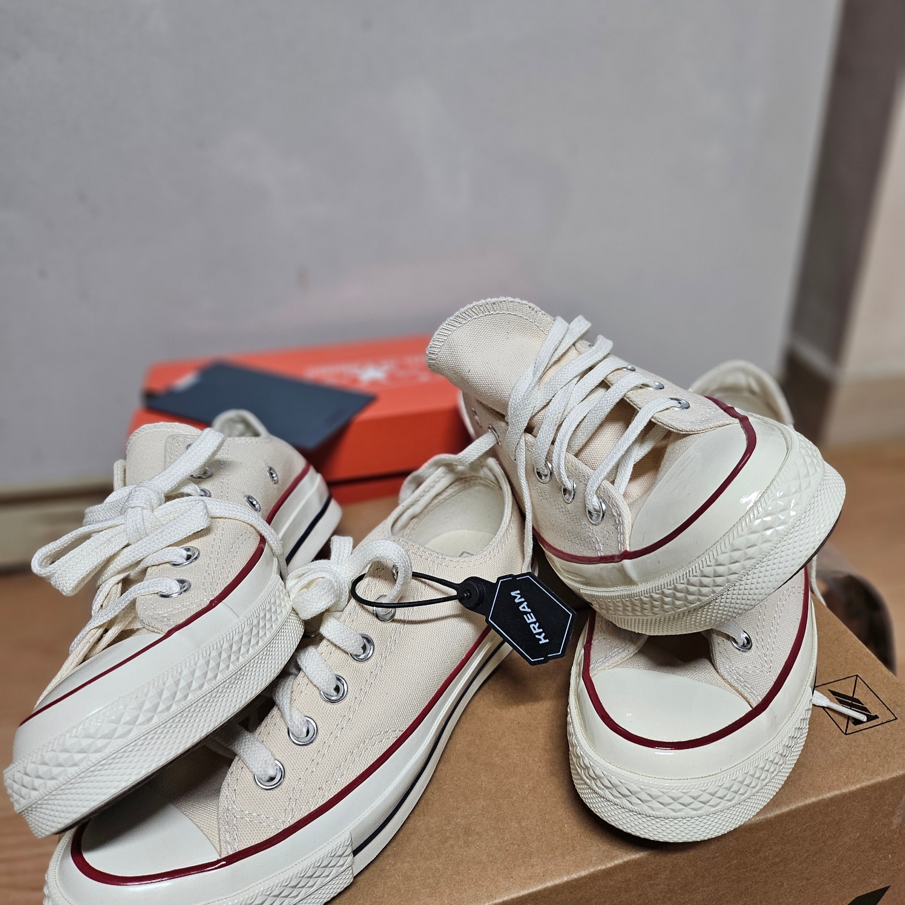 Converse Chuck 70 Ox Parchment 착용 스타일 - 2