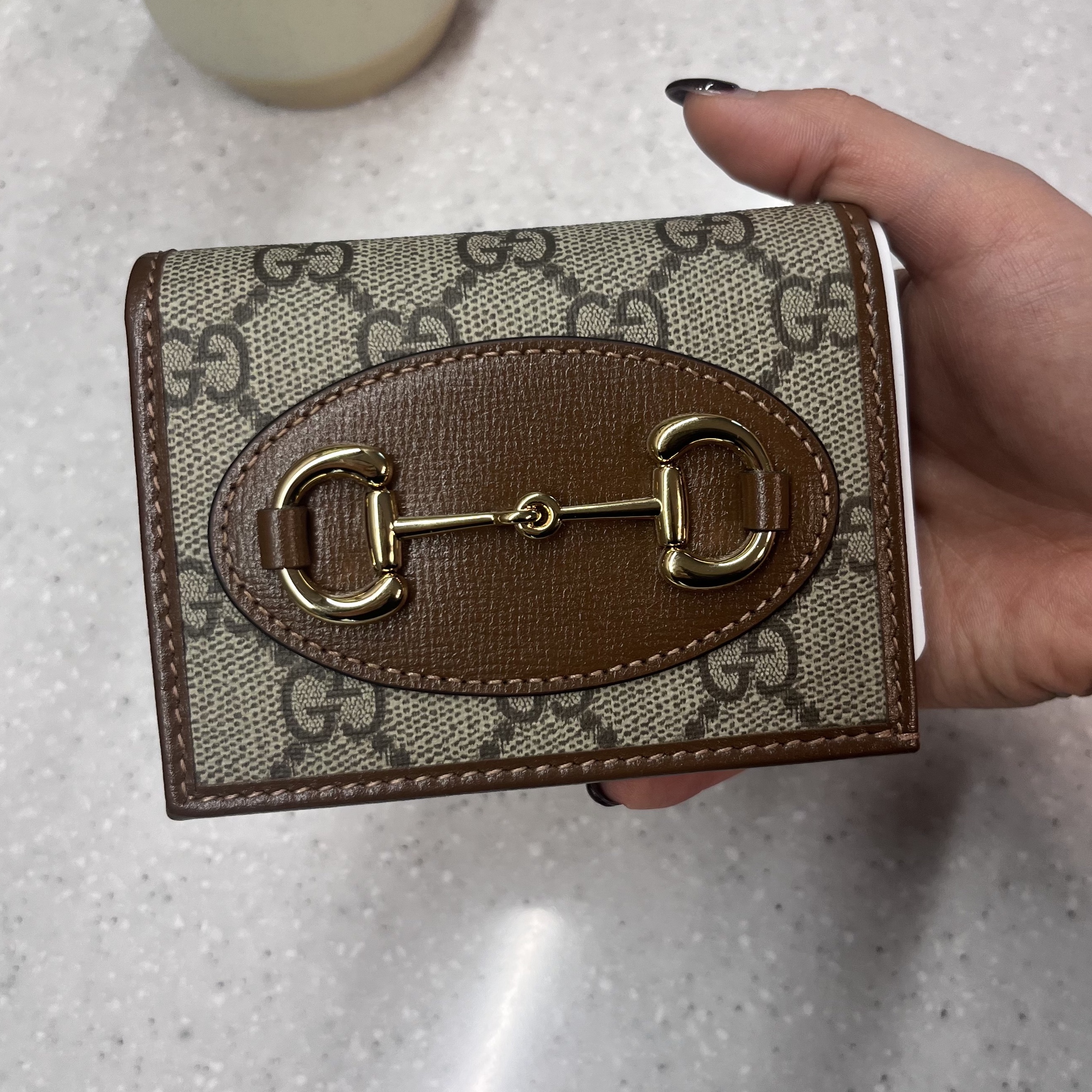 Gucci Horsebit 1955 Card Case Wallet Brown 착용 스타일