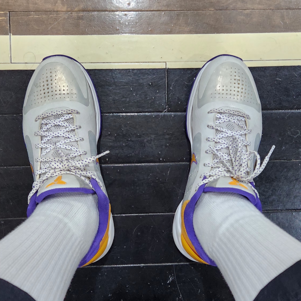 Nike Kobe 5 Lakers 착용 스타일