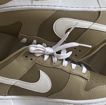 Nike Dunk Low Retro Khaki Hazel Rush 착용 스타일