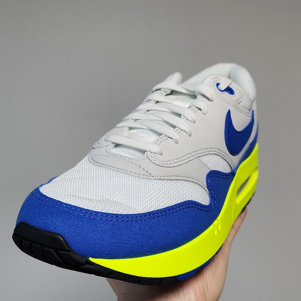 Nike Air Max 1 '86 OG Royal Volt 착용 스타일