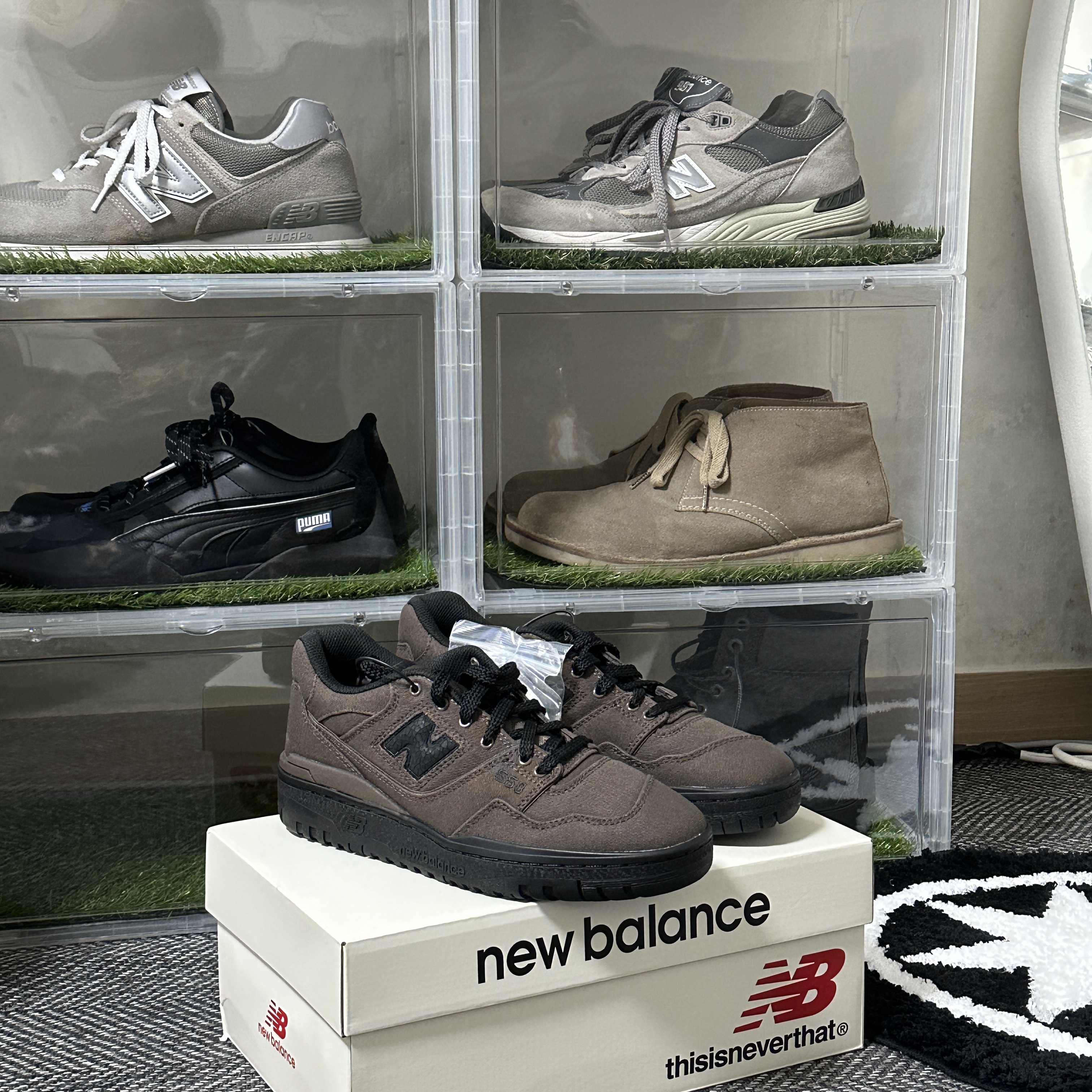 New Balance x Thisisneverthat 550 Brown Black 착용 스타일