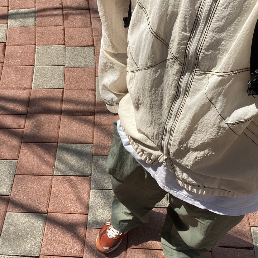Supreme Backpack Black - 18FW, New Balance 2002R Rust Oxide 착용 스타일