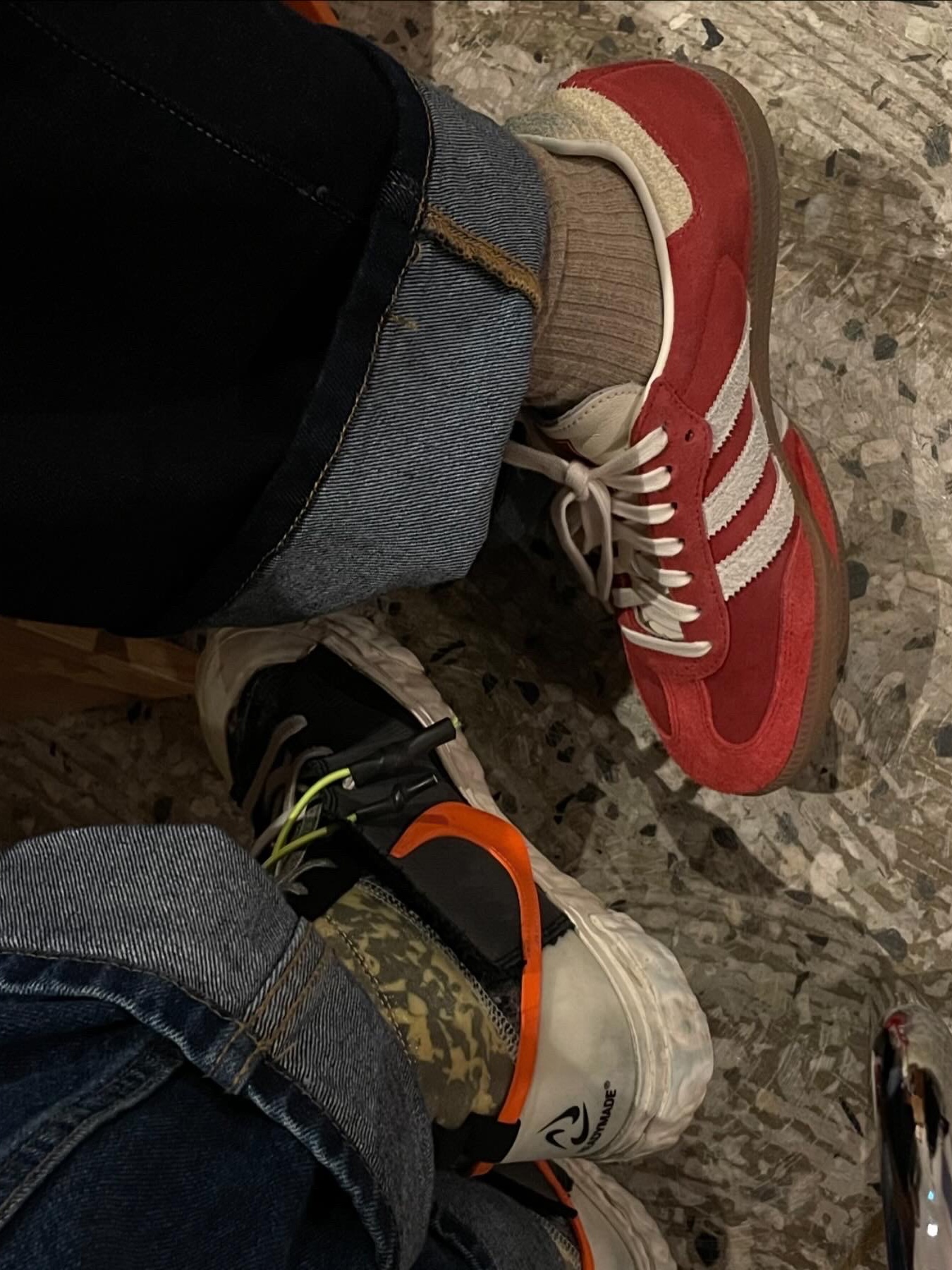 Nike x Readymade Blazer Mid Black, Adidas Samba OG Tal Better Scarlet Off White 착용 스타일 - 4