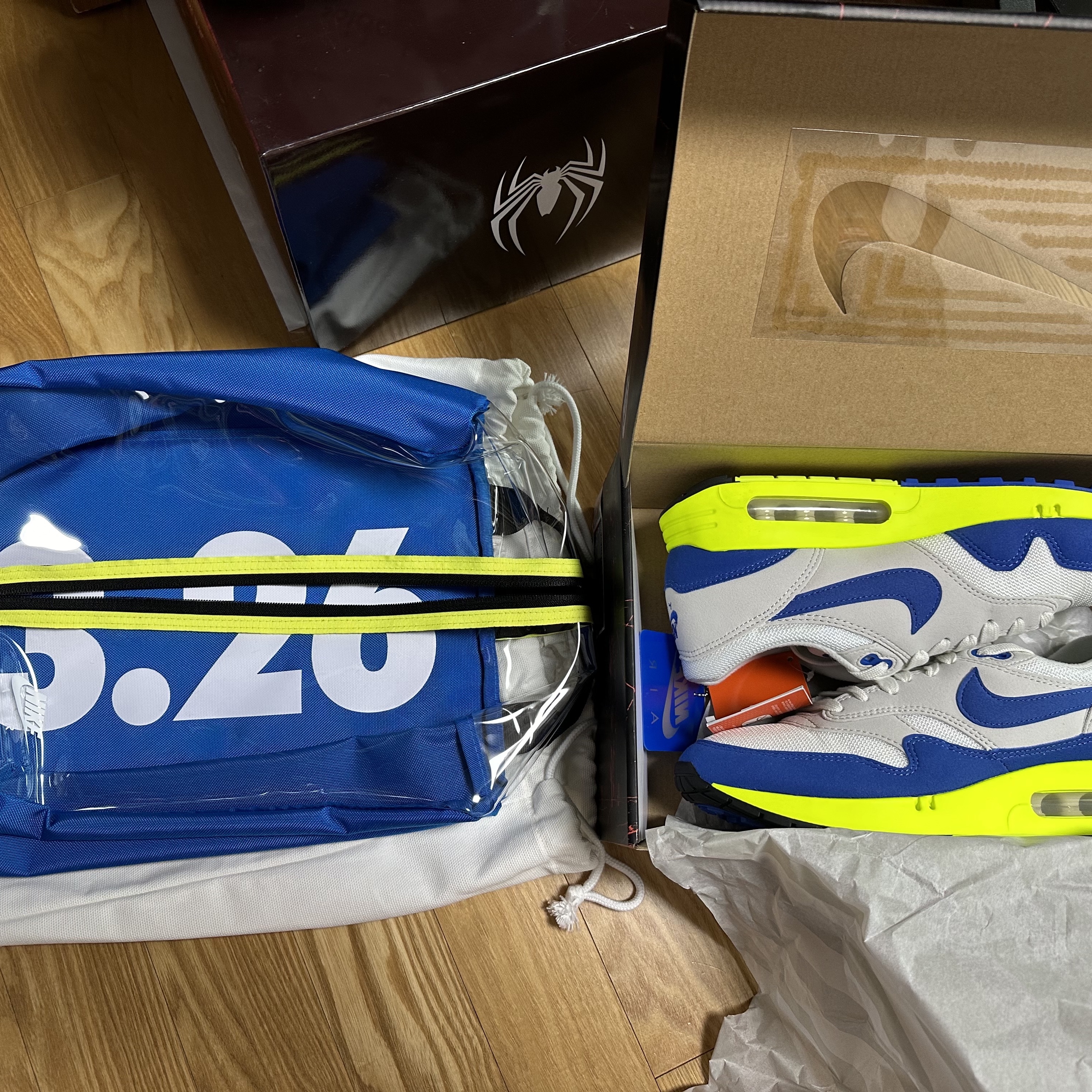 Nike Air Max 1 '86 OG Royal Volt 착용 스타일