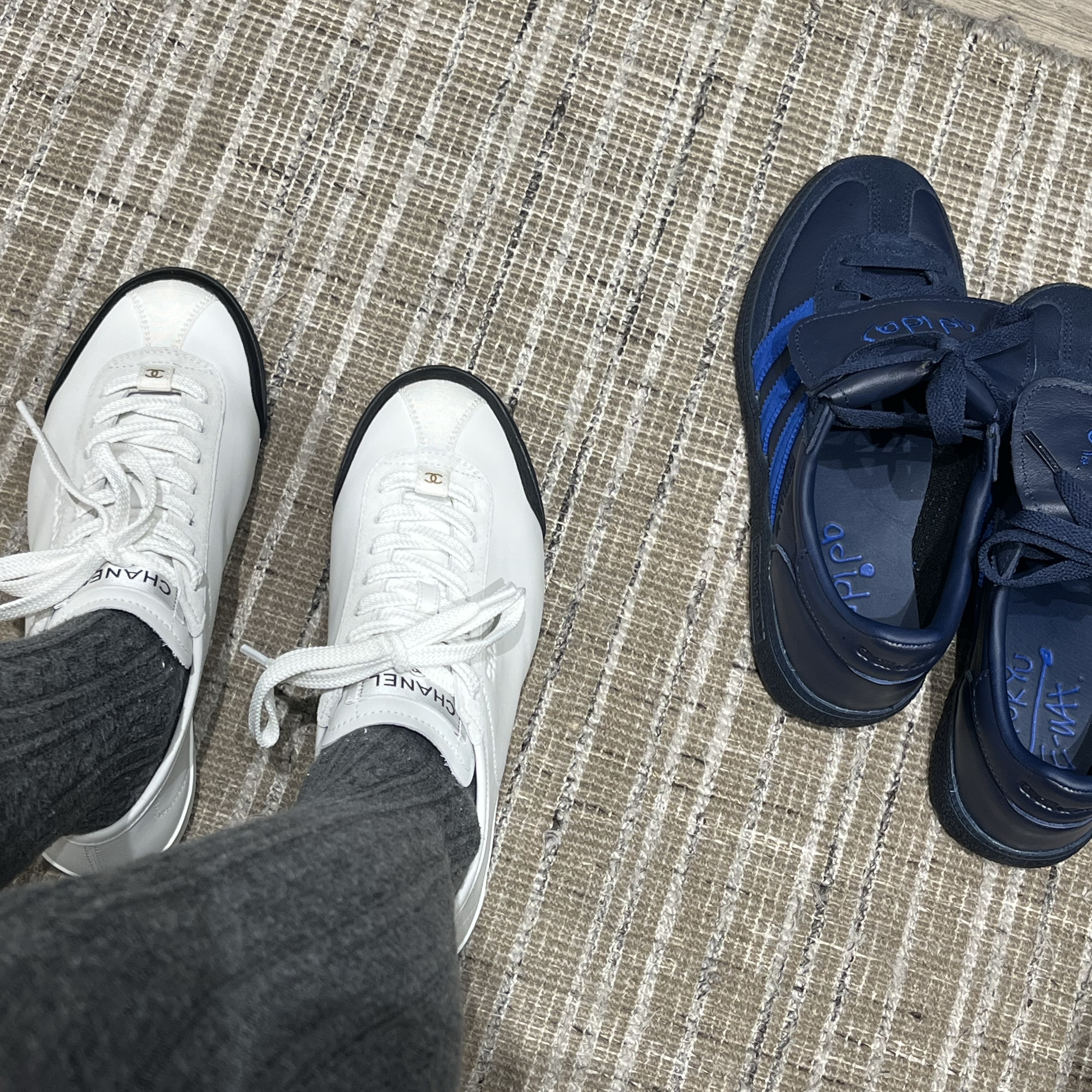 Adidas Spezial Handball Night Indigo Power Blue 착용 스타일