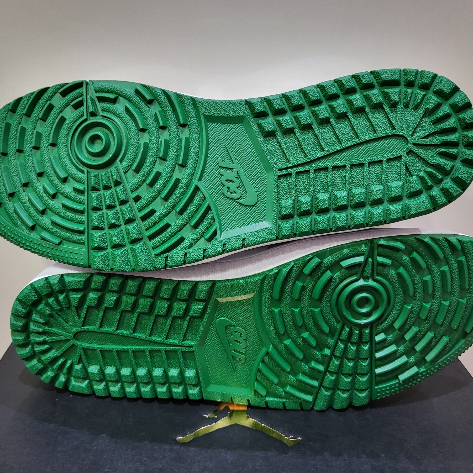 Jordan 1 Low Golf Pine Green 착용 스타일 - 5