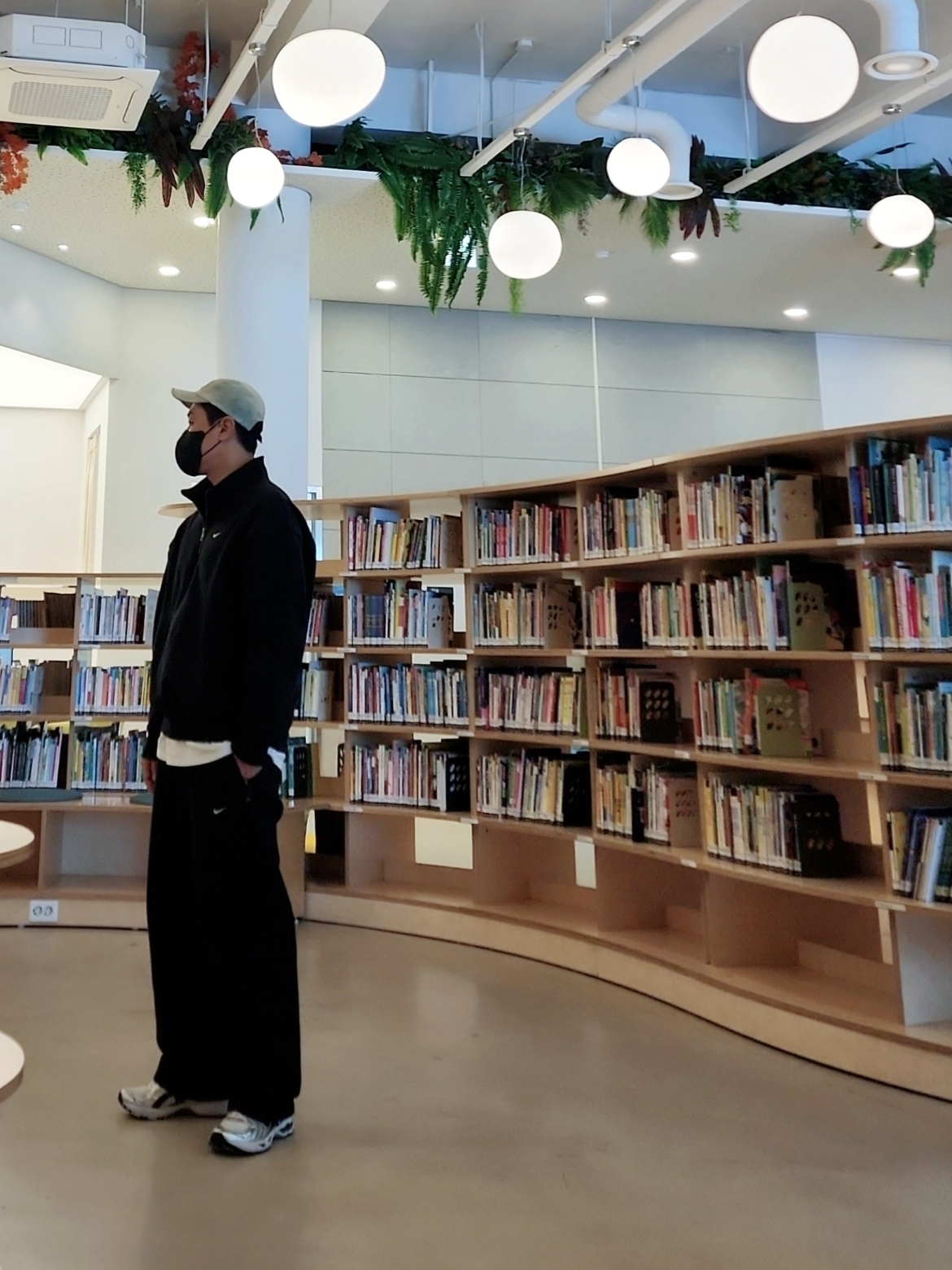 Supreme Denim Camp Cap Dirty Indigo - 23SS, Nike NRG Solo Swoosh Heavy Weight BB Quarter Zip Top Black - Asia 착용 스타일 - 2