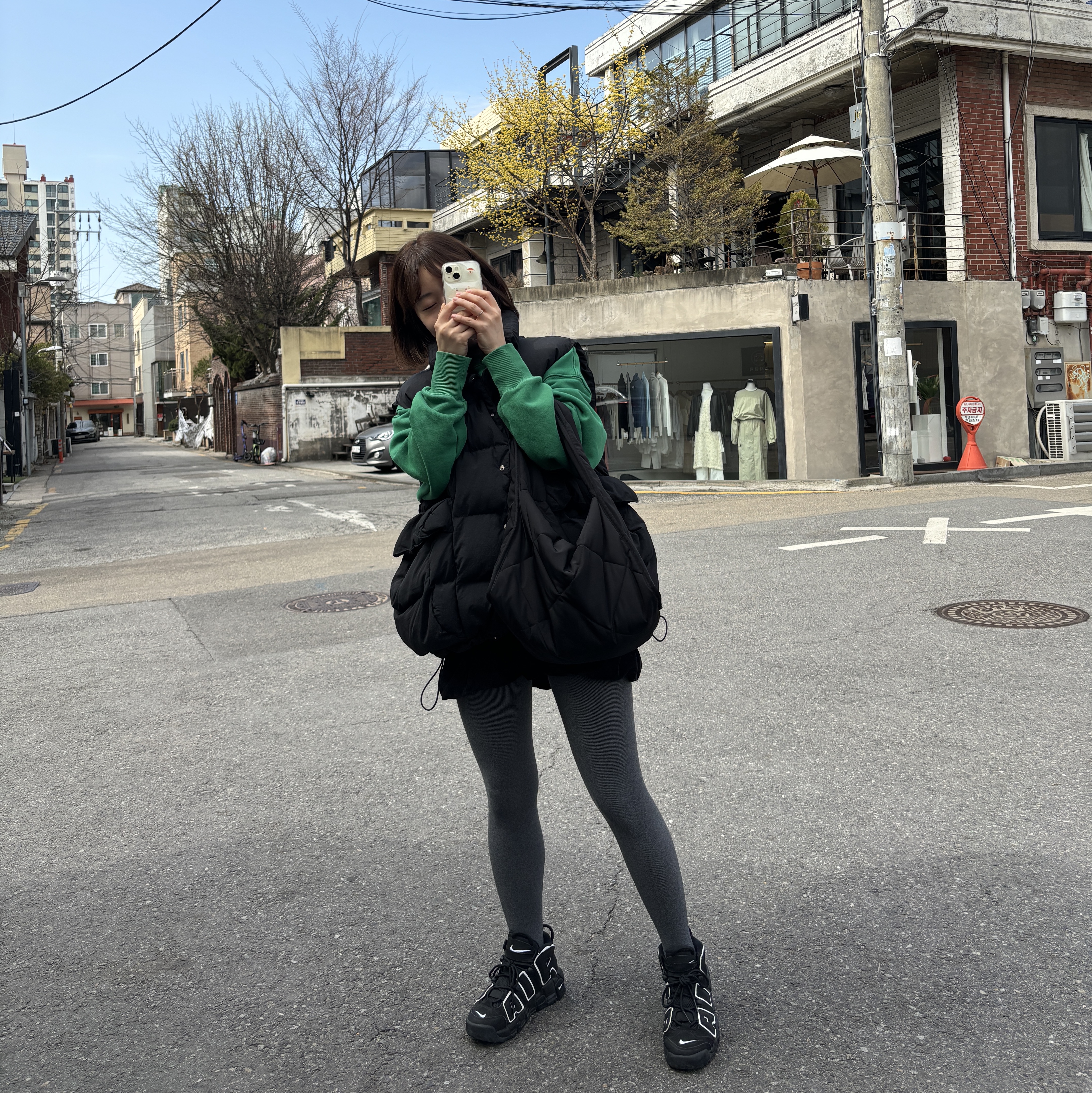 Nike Air More Uptempo Black White 2020 착용 스타일