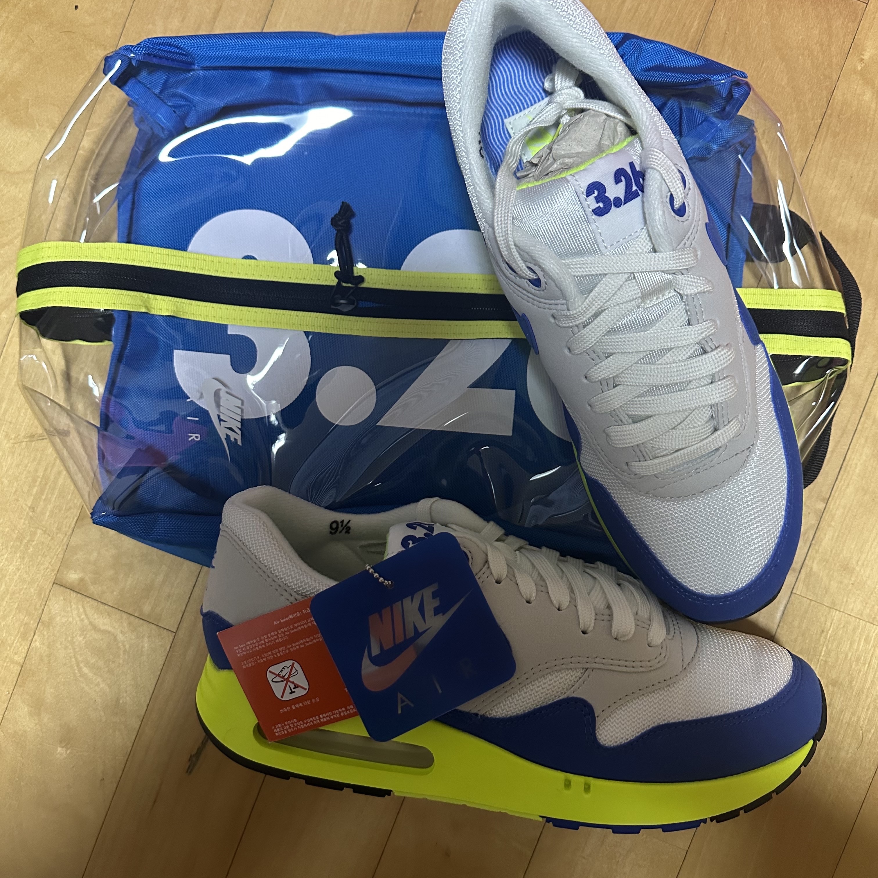 Nike Air Max 1 '86 OG Royal Volt 착용 스타일 - 6