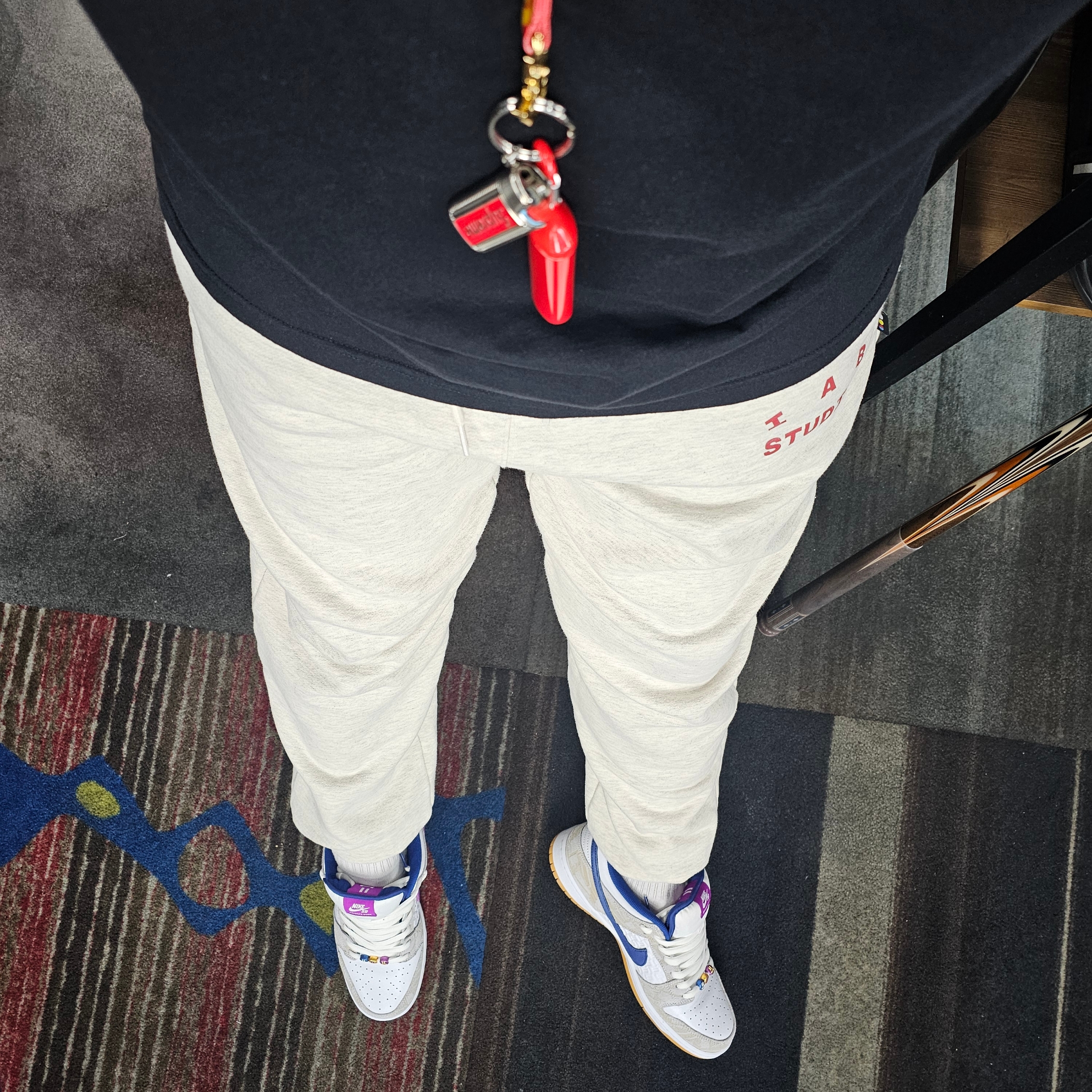 Supreme Lighter Case Carabiner Red - 22SS, Supreme Cuban Link Lanyard Red - 22SS 착용 스타일 - 2