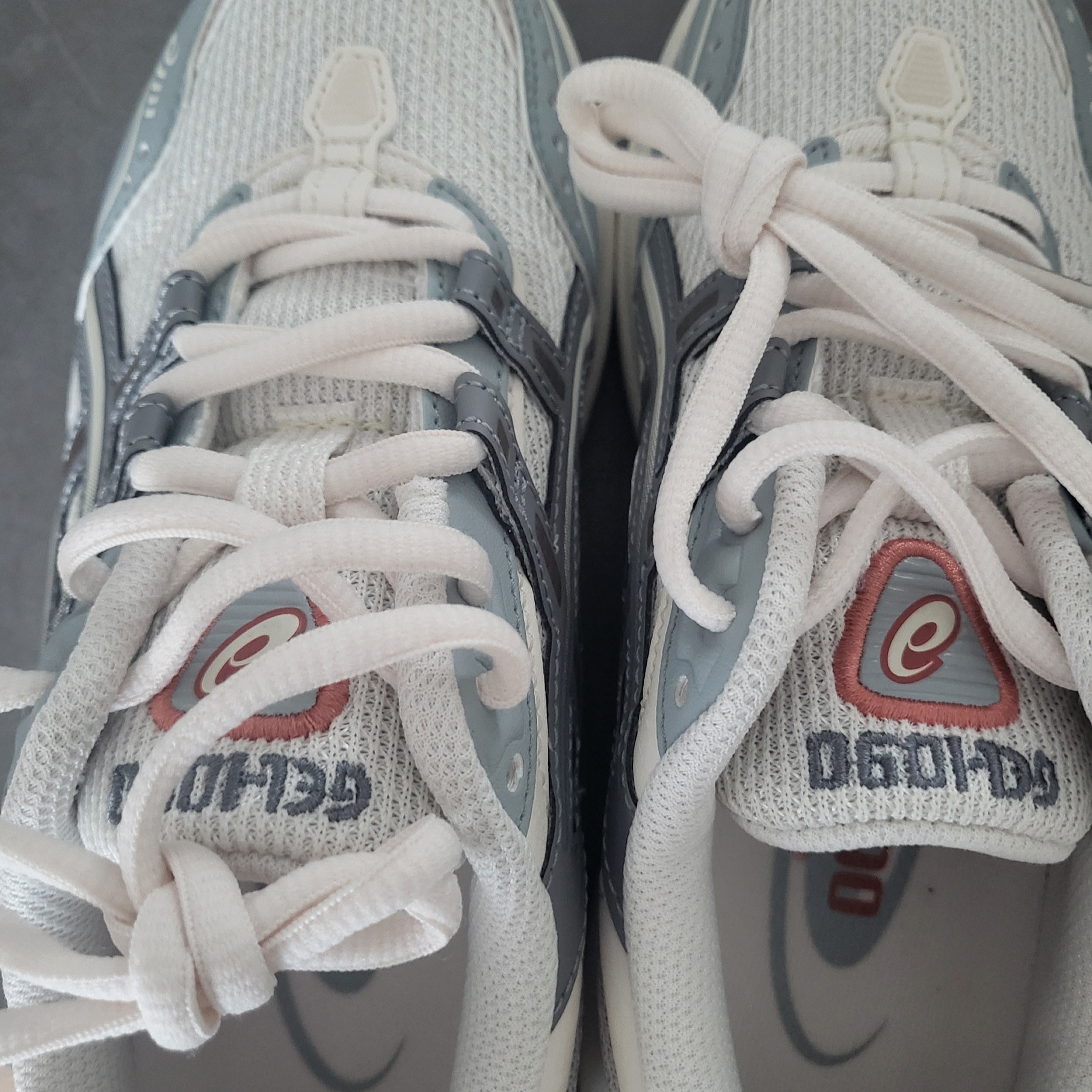 Asics Gel-1090 Blue Grey 착용 스타일