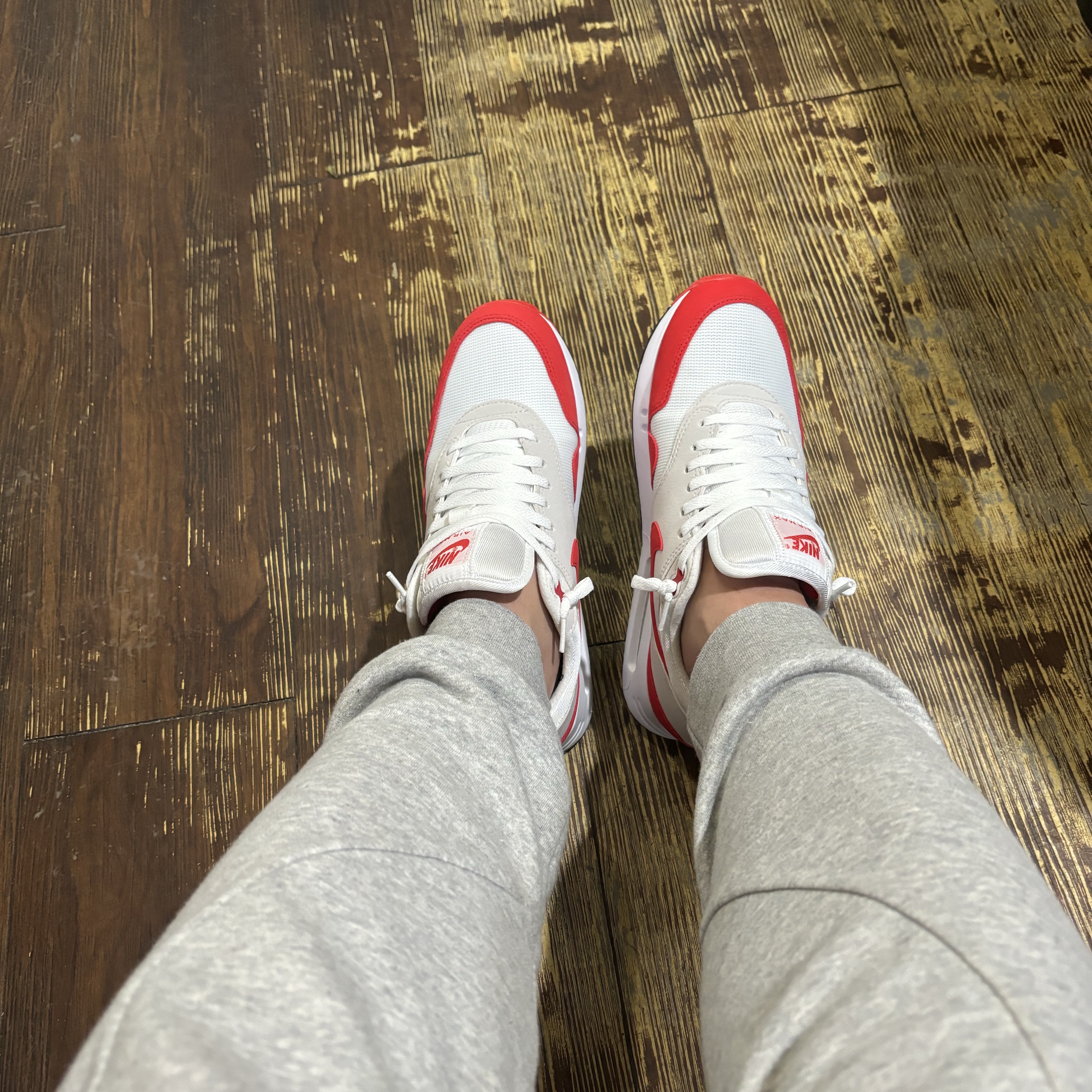 Nike Air Max 1 '86 Original Golf White University Red 착용 스타일