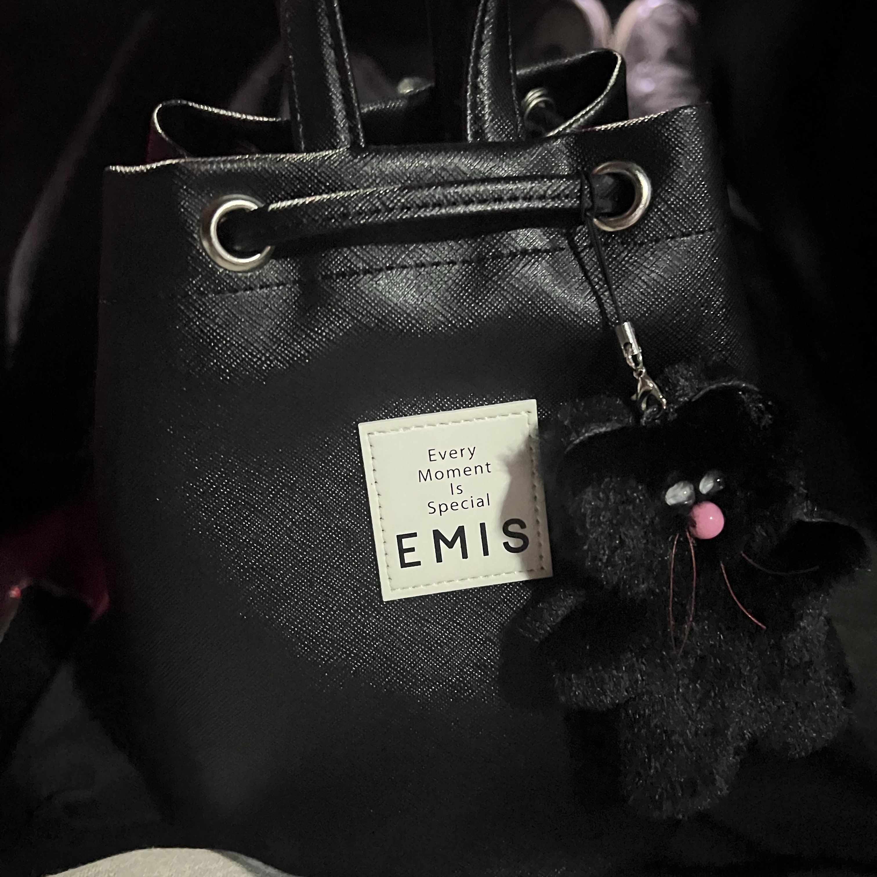 Emis Leather Mini Backpack Black, Monamhee x 10 Corso Como Bianco Phone Strap Black 착용 스타일
