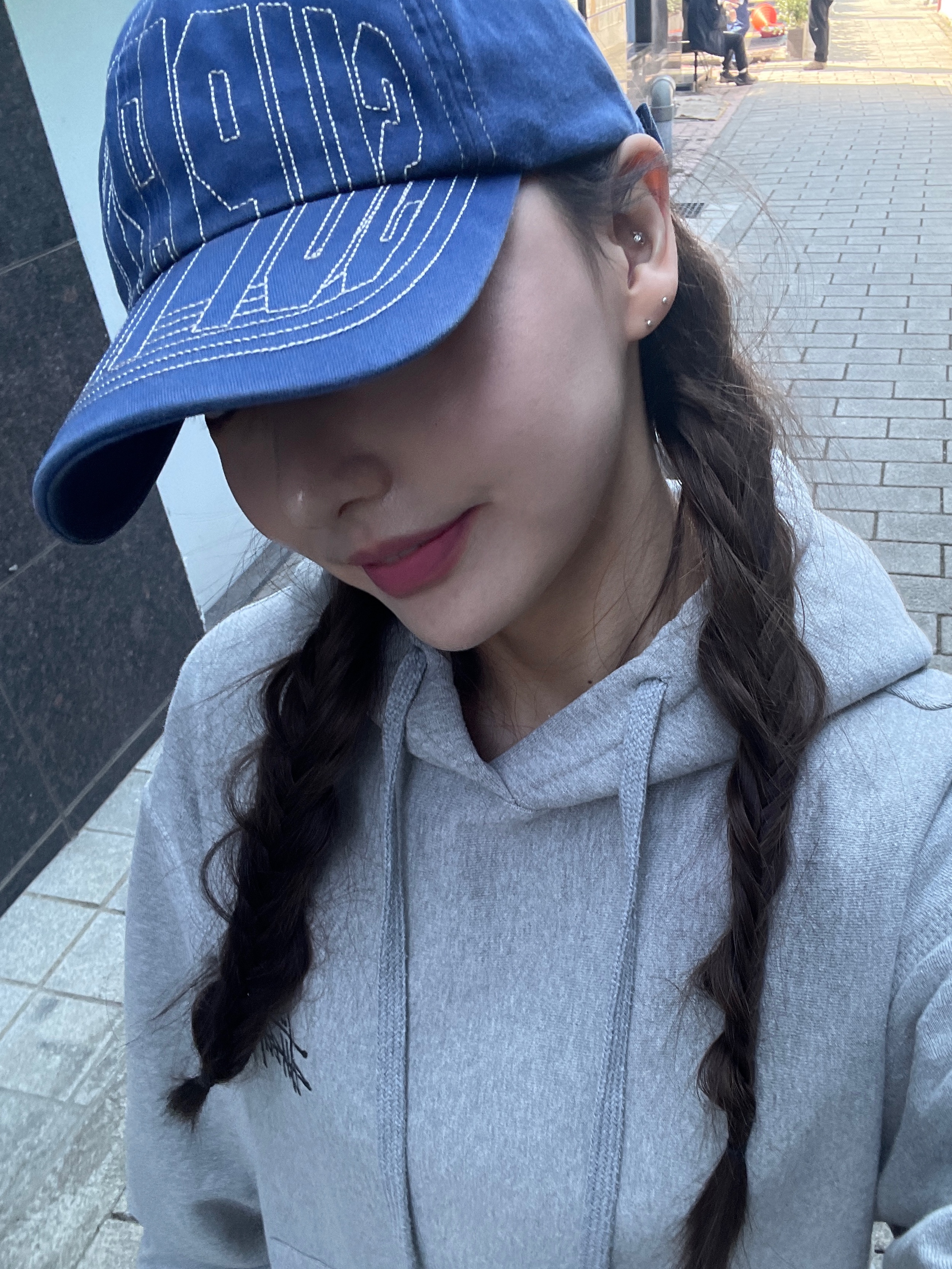 Supreme Visor Stitch 6-Panel Light Navy - 23SS 착용 스타일