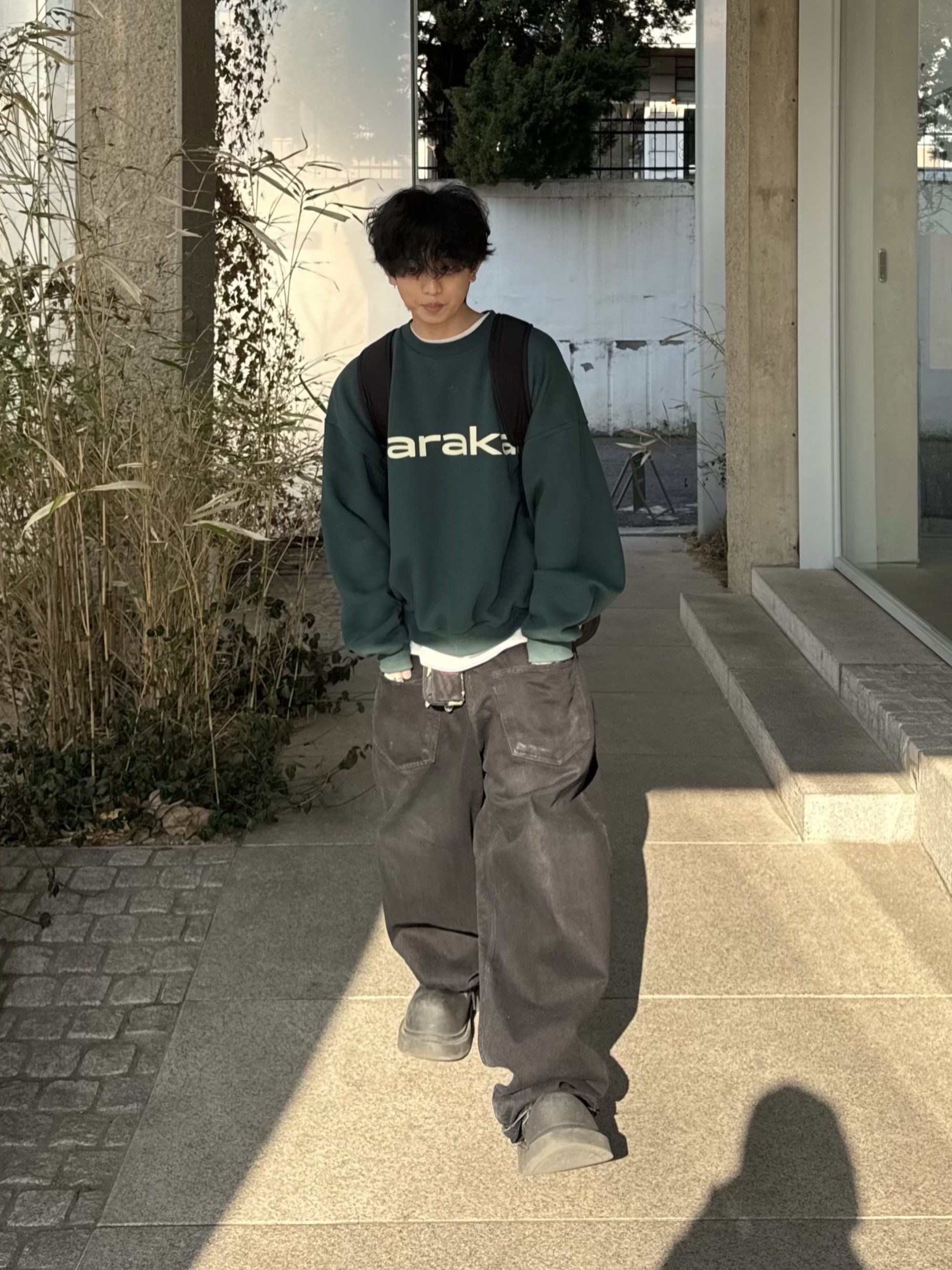 Netherworld Naraka Sweatshirt Huntsman, Project G/R Backward Denim Pants Black 착용 스타일 - 5