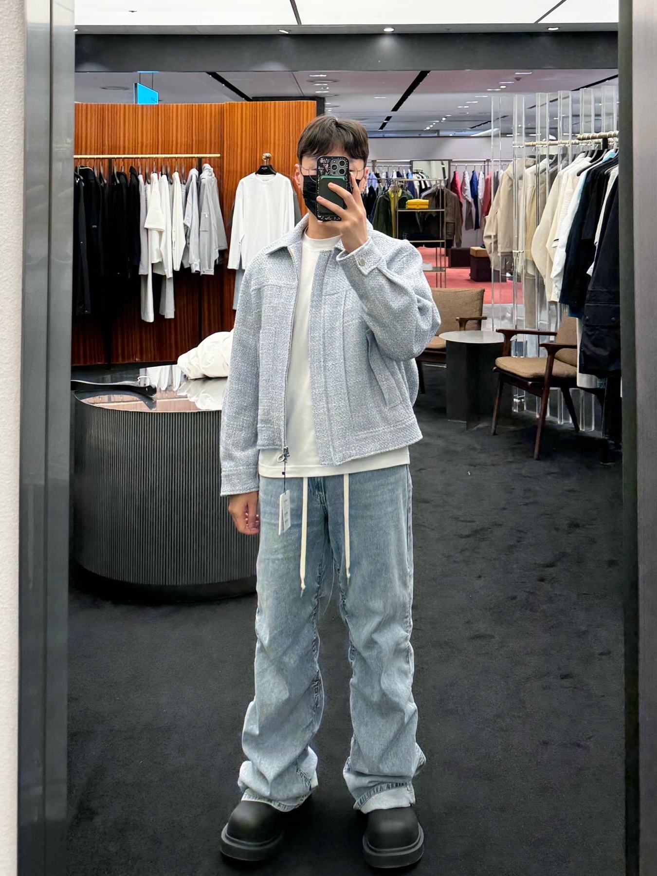 Wooyoungmi Shearling Wide Denim Pants Blue - 24SS, Balenciaga Steroid Derby Black 착용 스타일 - 3