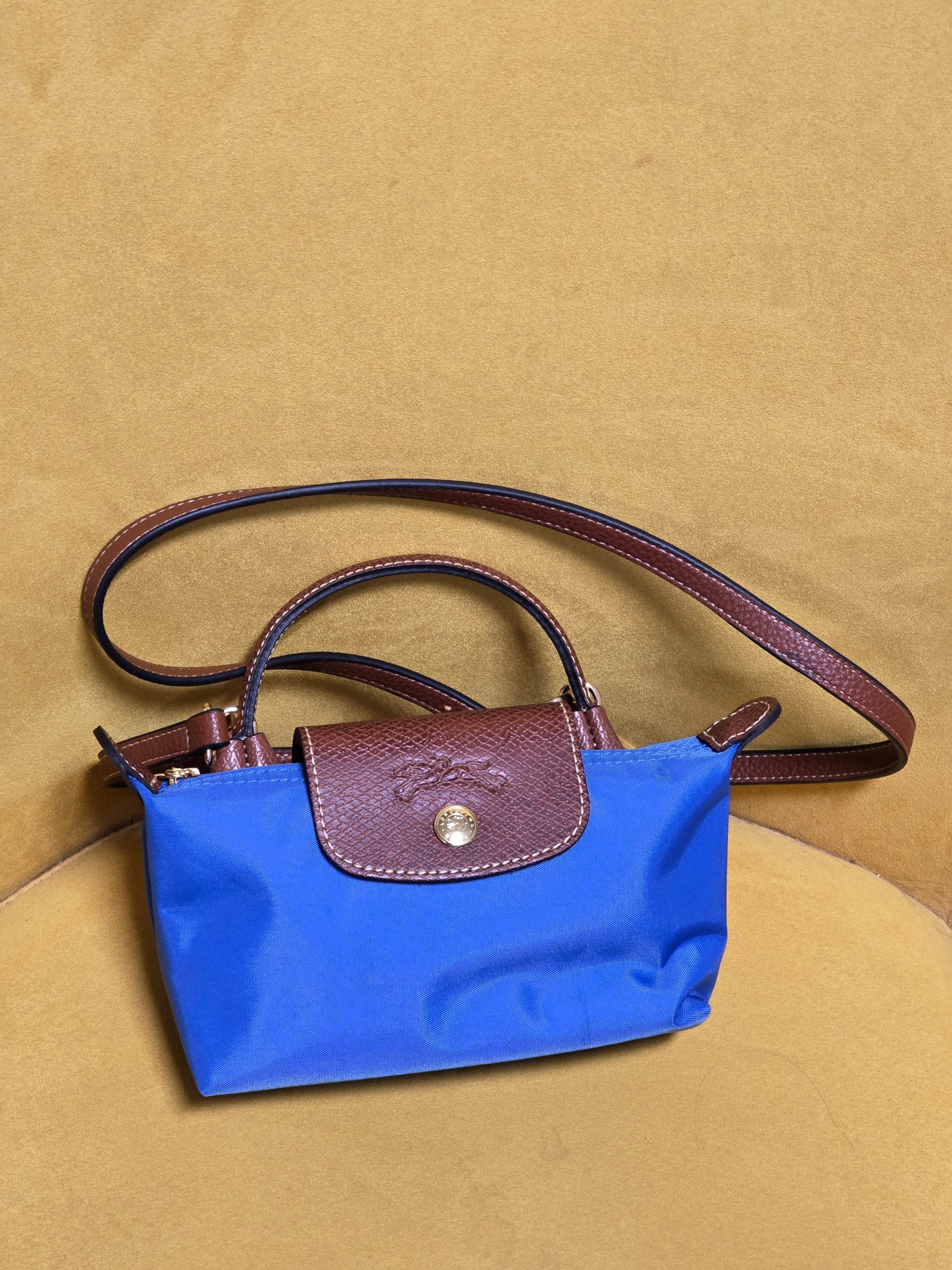 Longchamp Le Pliage Original Handle Pouch Cobalt 착용 스타일