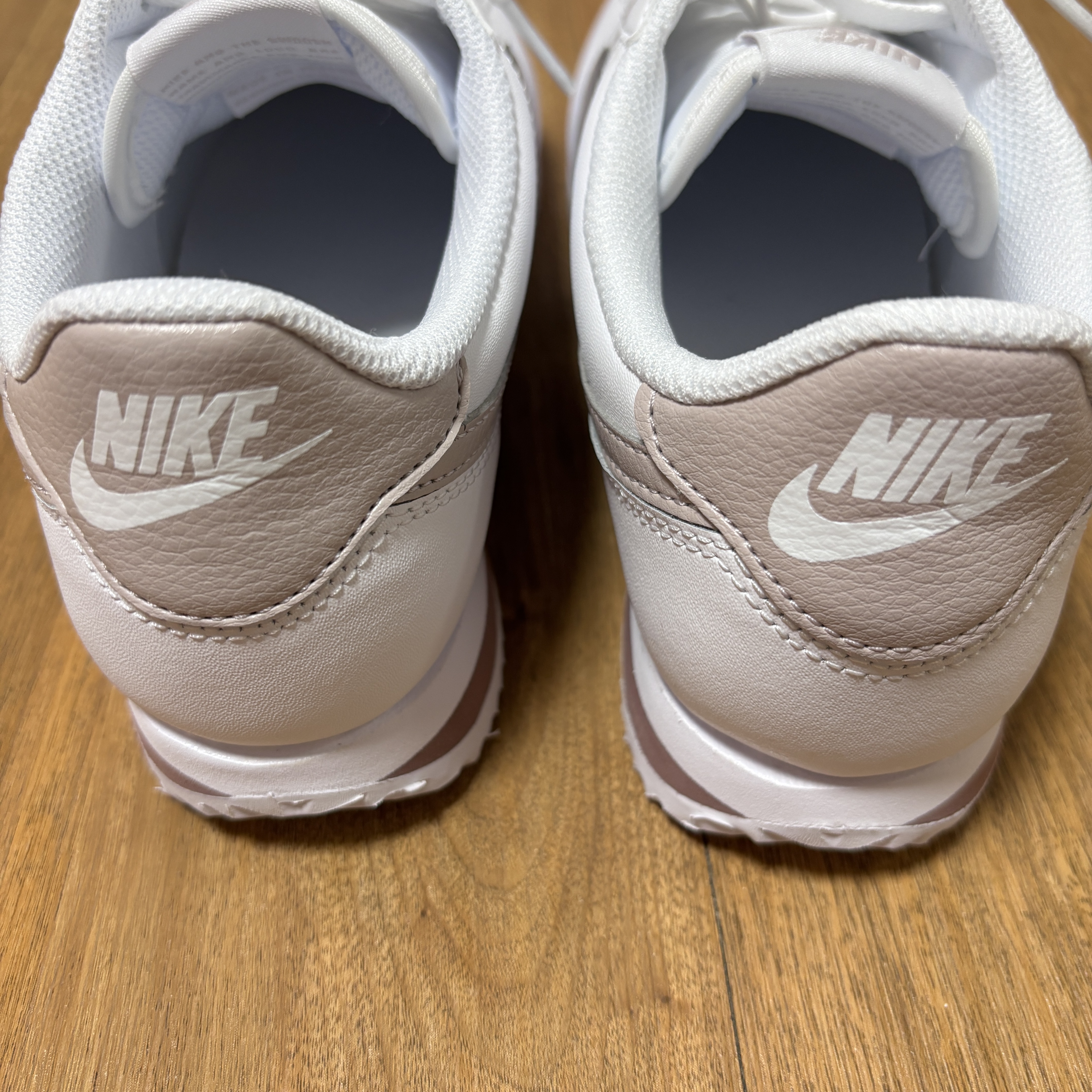 (W) Nike Cortez White Platinum Violet 착용 스타일 - 3
