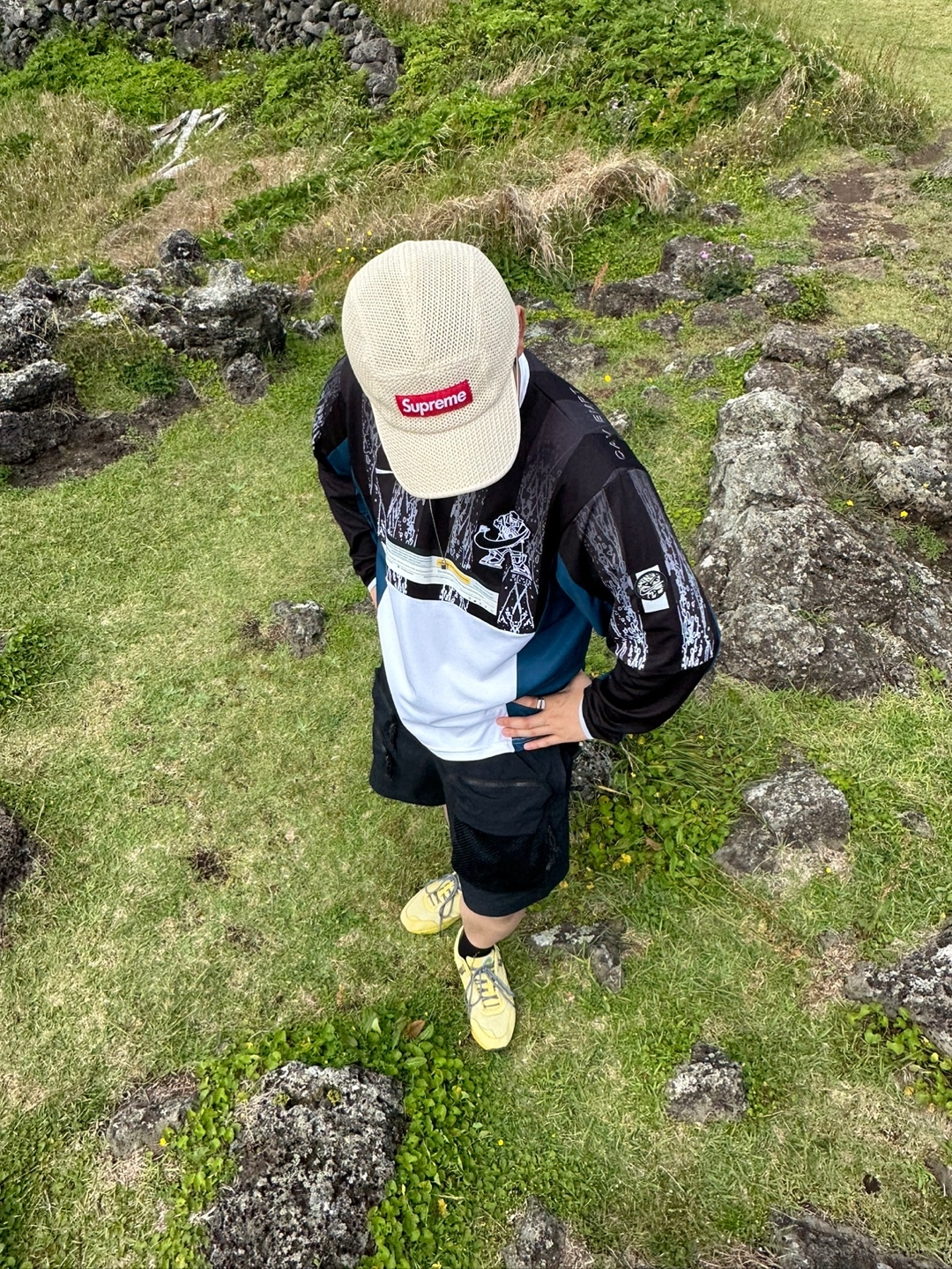 Nike x Cav Empt Long Sleeve Graphic Shirt Jersey, Nike x Travis Scott Air Max 1 Cact.us Gold 착용 스타일