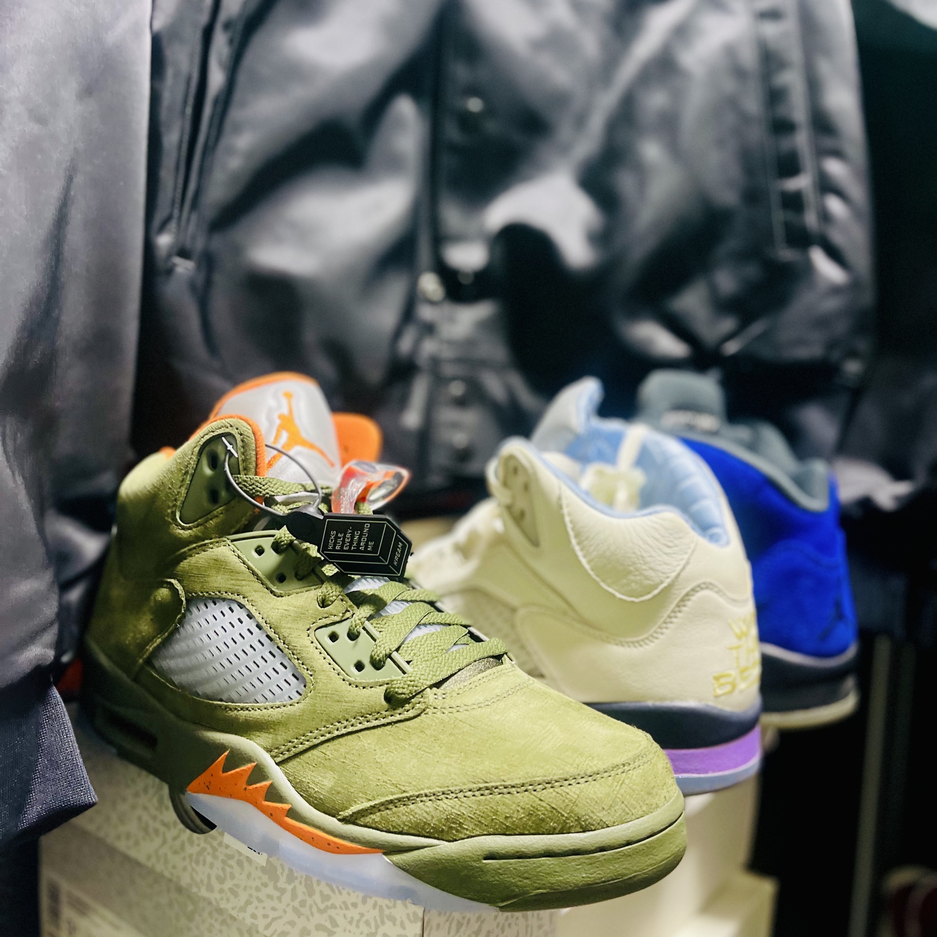 Jordan 5 Retro Olive 2024, Jordan 4 Retro Bred Reimagined 착용 스타일 - 5