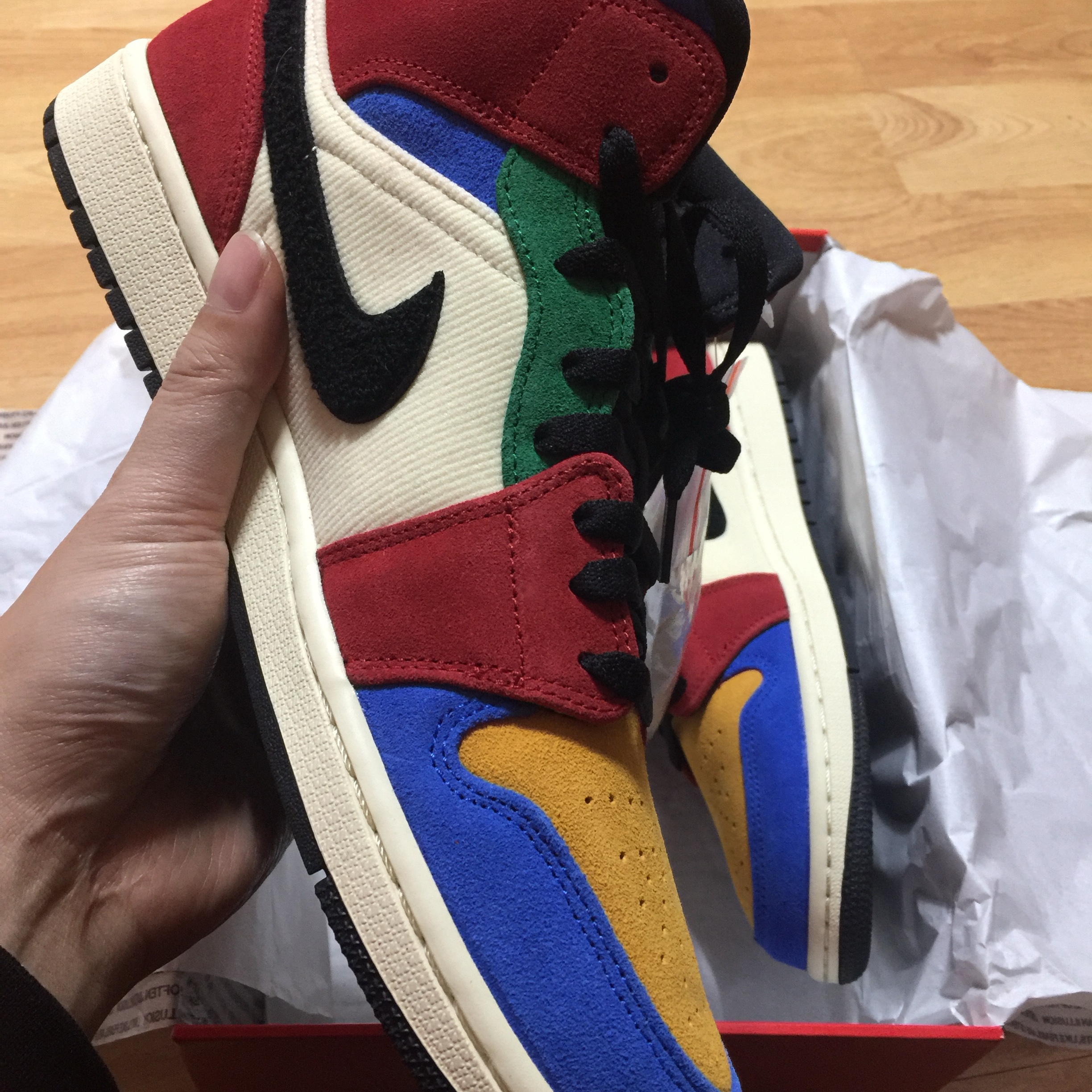 Jordan 1 x Blue The Great Mid SE Fearless 착용 스타일
